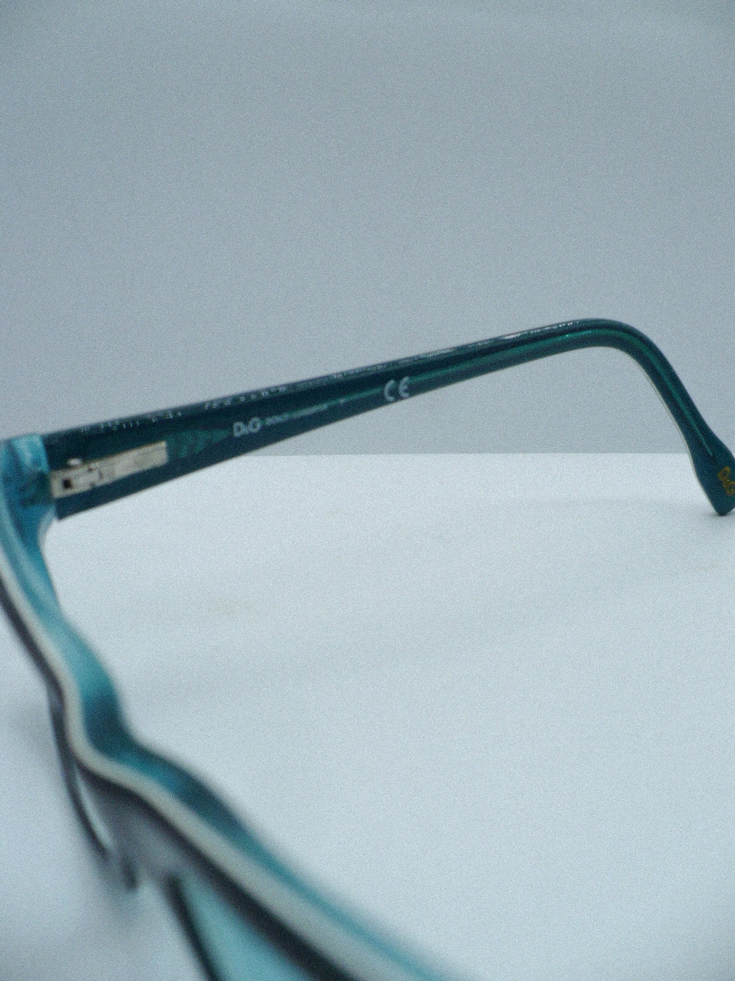 Bayonetta 1990s Dolce & Gabbana Frames brand title