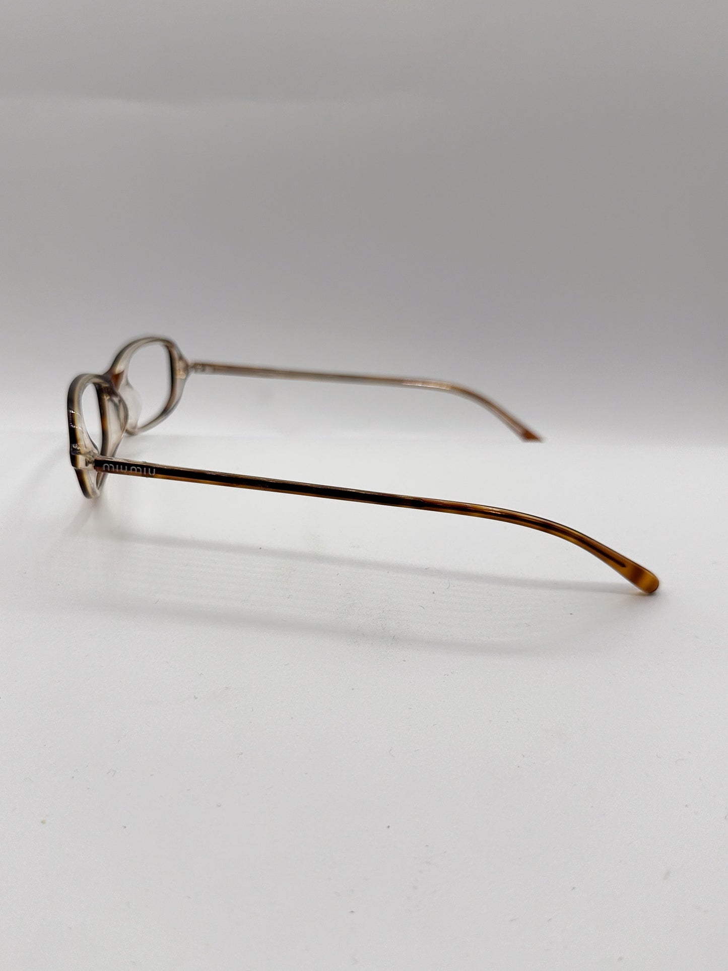 Bayonetta 2000s, left side