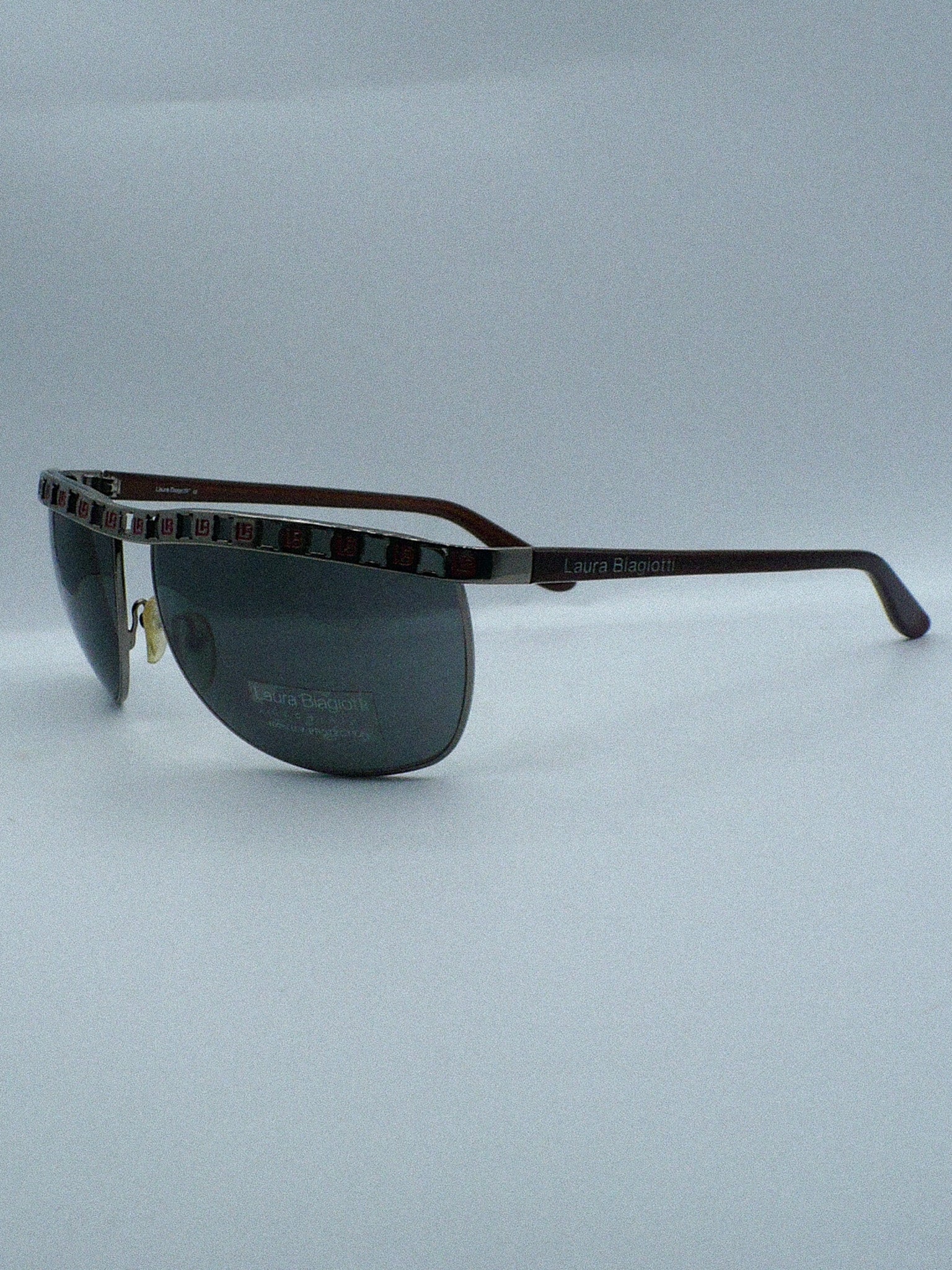 Chainmail 1980s Laura Biagiotti Sunglasses left side