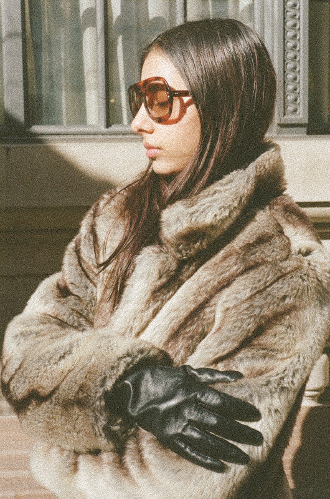 Far Out 1960s Sun n Fun Sunglasses model left side 2