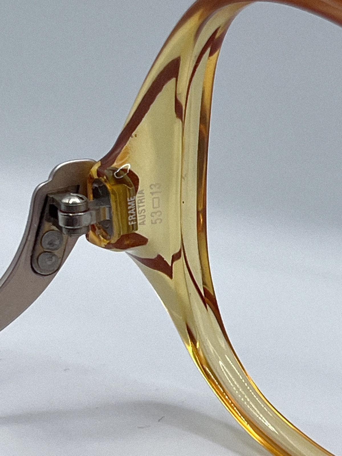 1980s Evano Frames | Archive 0630