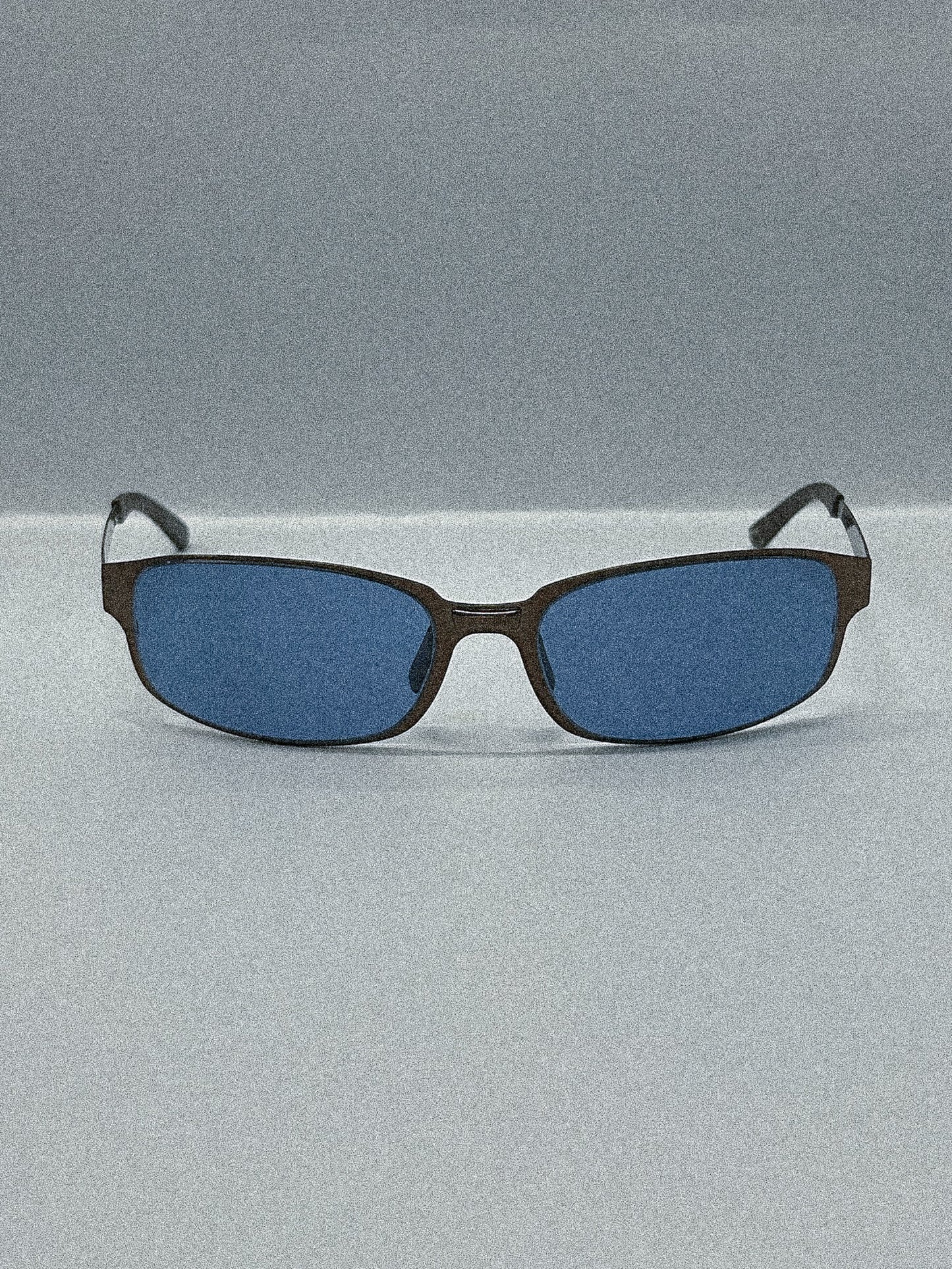 "Pacific Blue" 1990s Maui Jim Refined