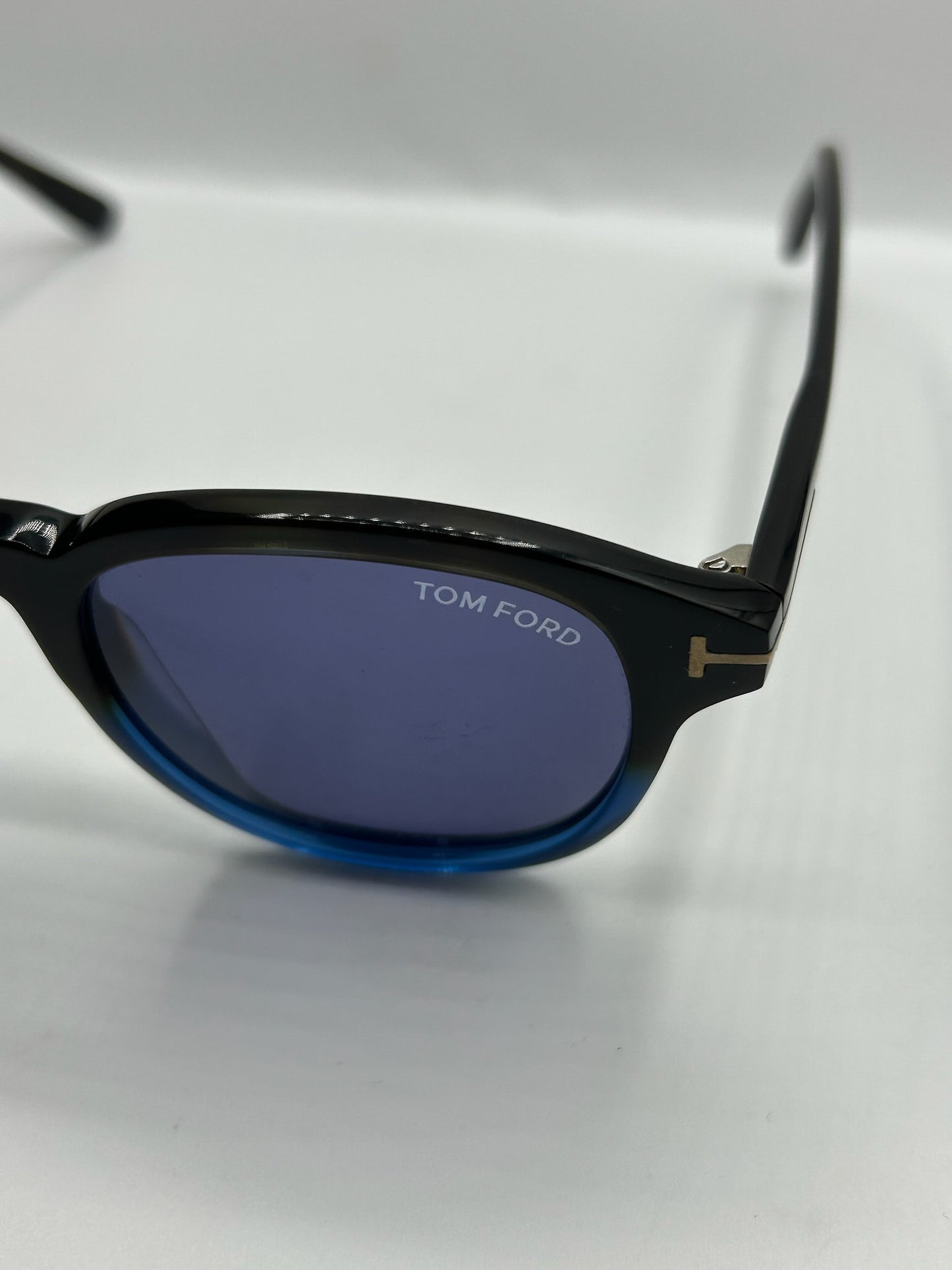 "Eternal Edge" 2000s Tom Ford Sunglasses