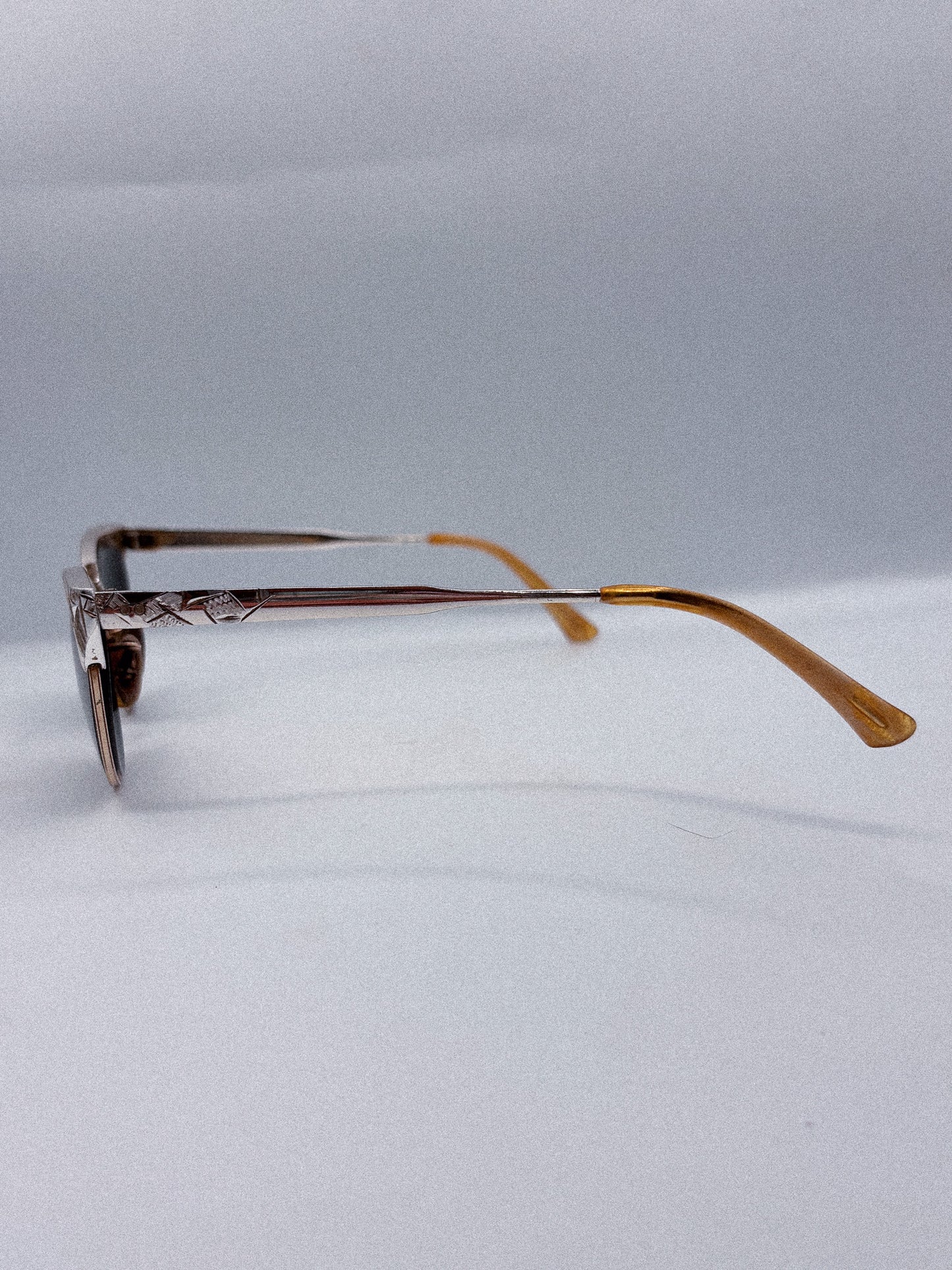 “The Ortega” Early 1960s Italian Cat-Eye Sunglasses – Worn at the 2025 Met Gala
