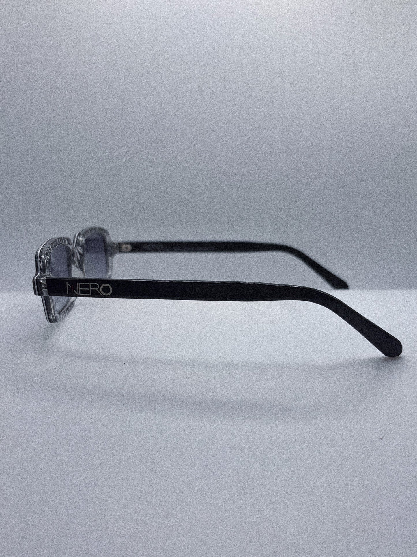 "Sapphire Tone" 1990s Nero Sunglasses