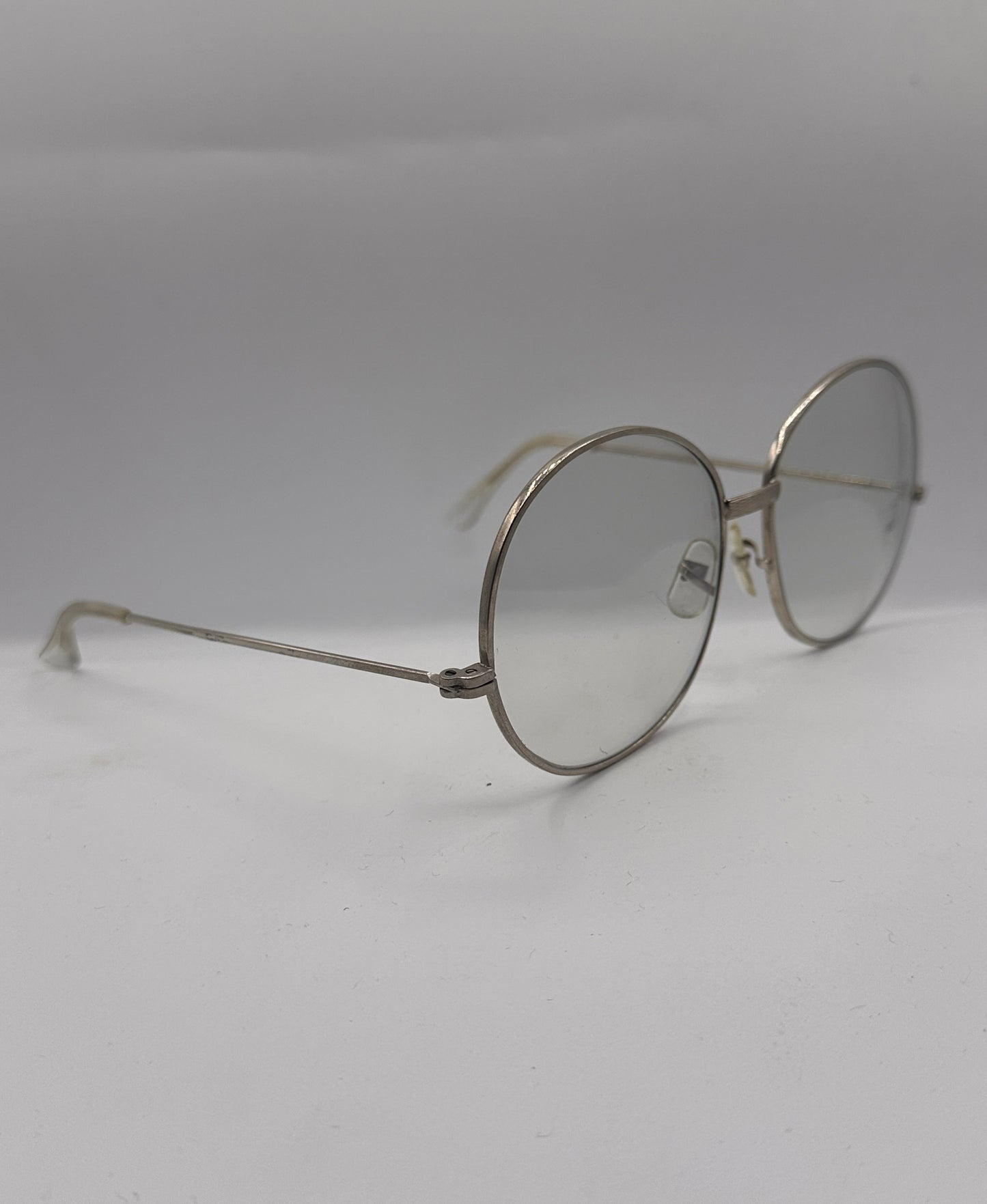 Iris Vision 1980s Sunglasses, right side 2