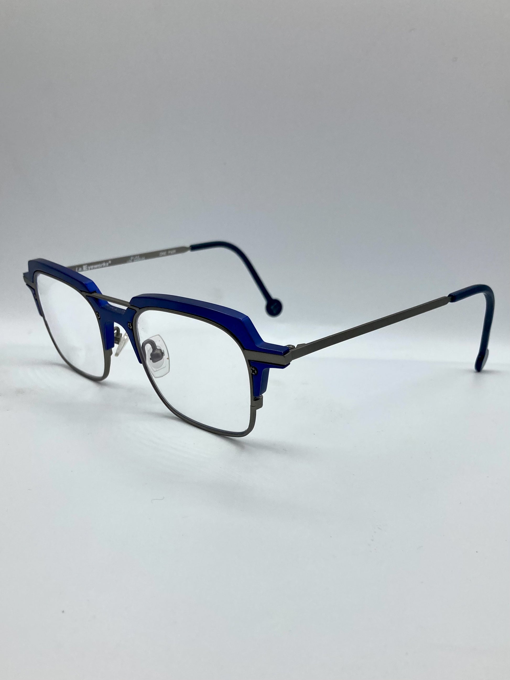 L.A. EYEWORKS ONE PAIR CORGI, left side