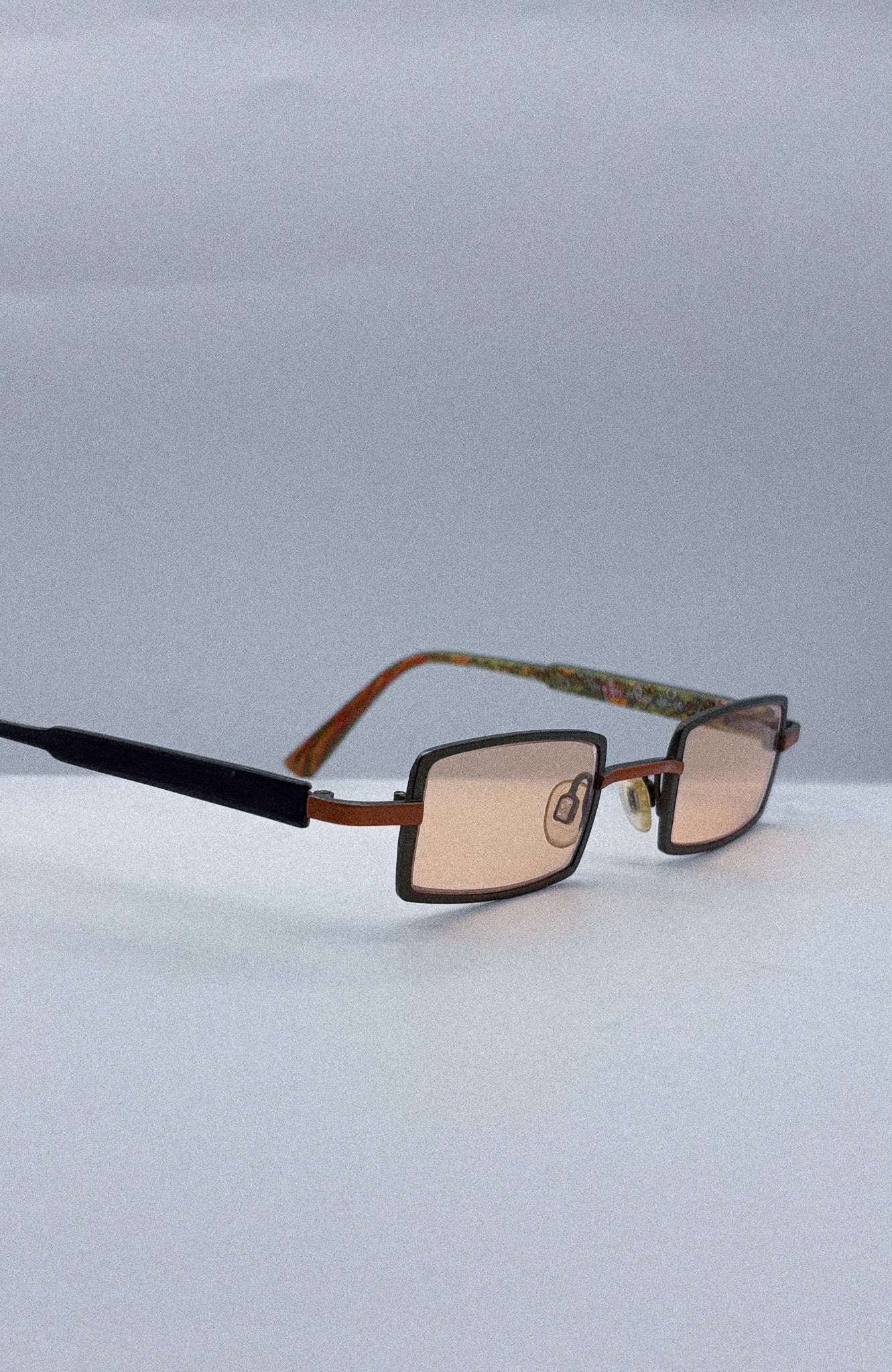 Le_Fleur_1990s_Theo_Issy_LA_Designer_Sunglasses right side