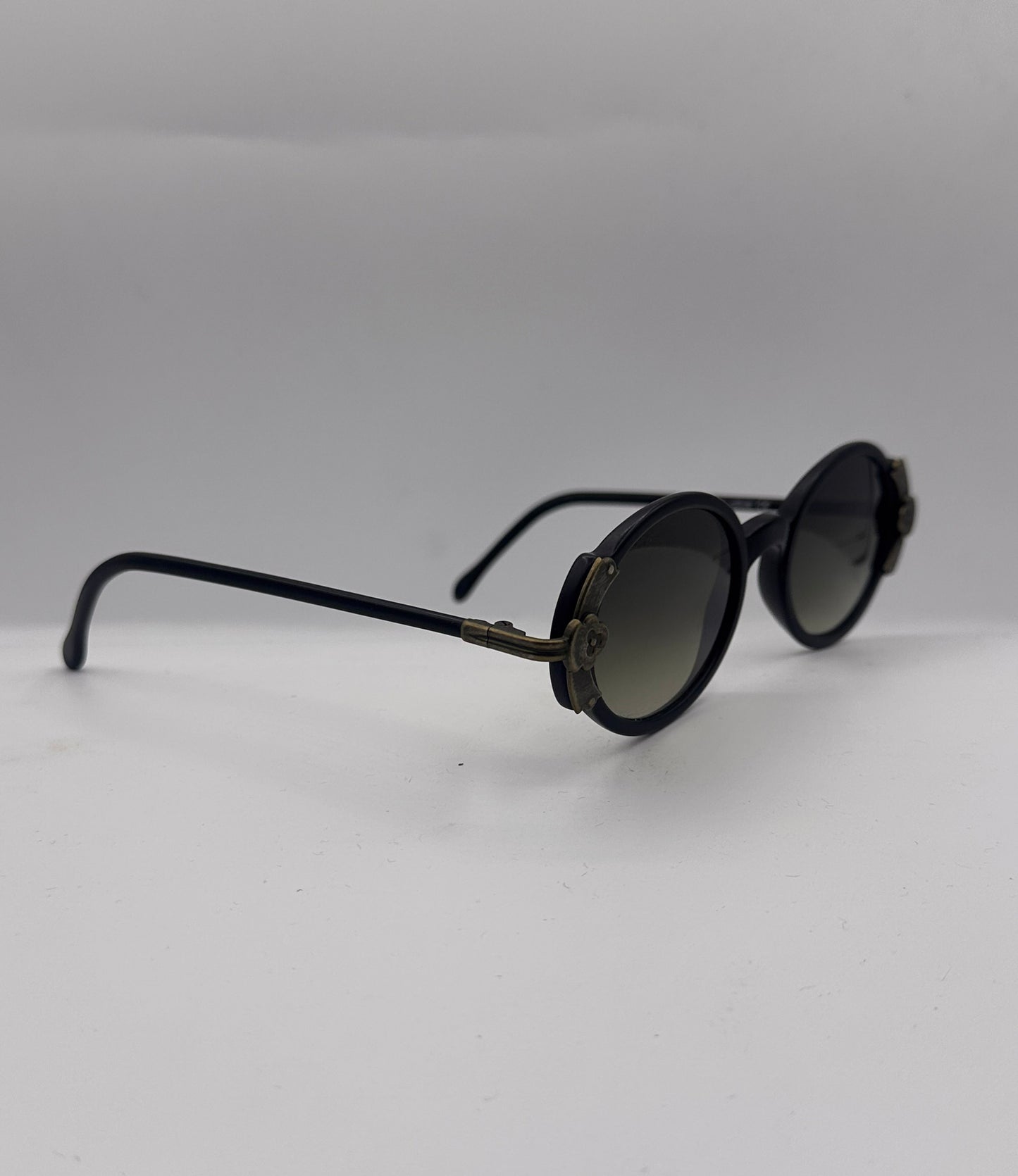 Locket 1990s Silhouette Sunglasses, right side