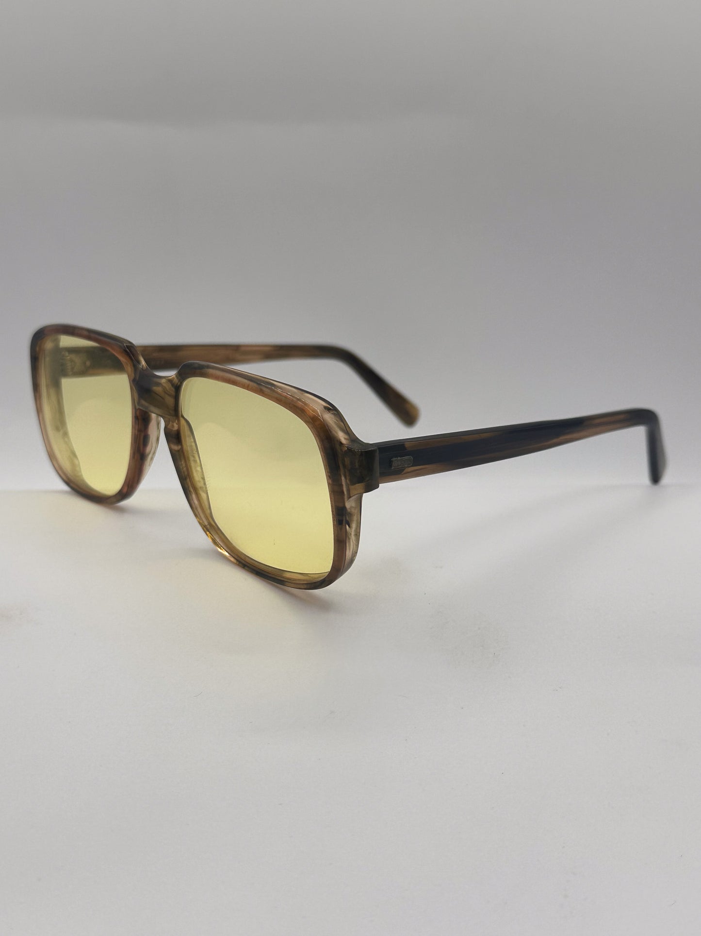 Mellow Yellow 1970s, left side 2
