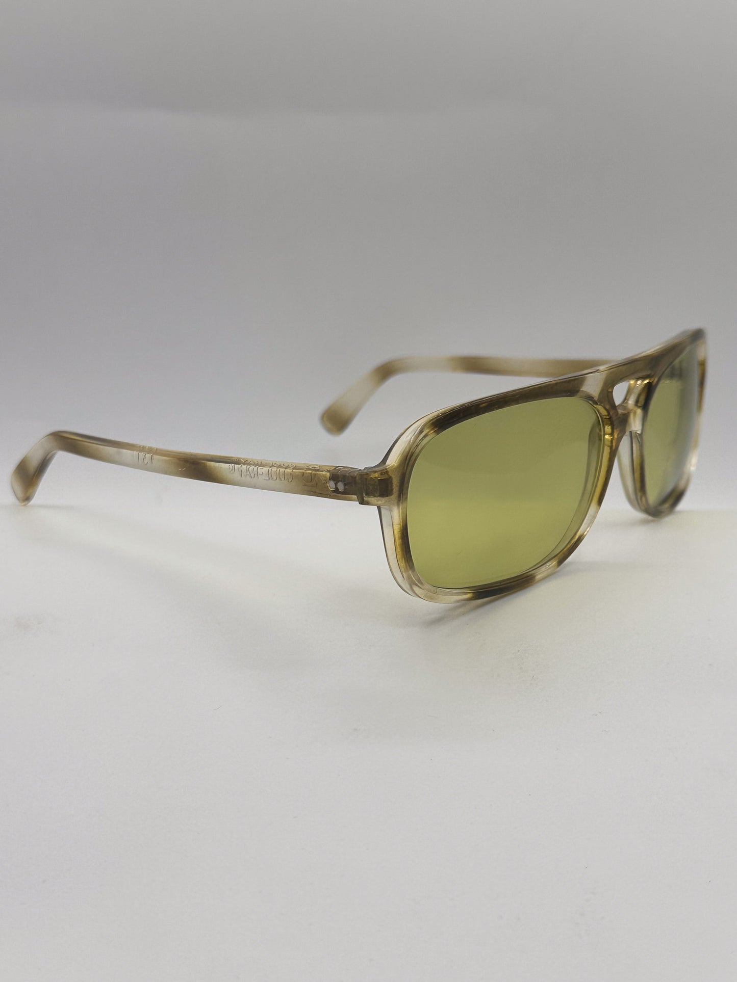 Olive Martini 980s, right side