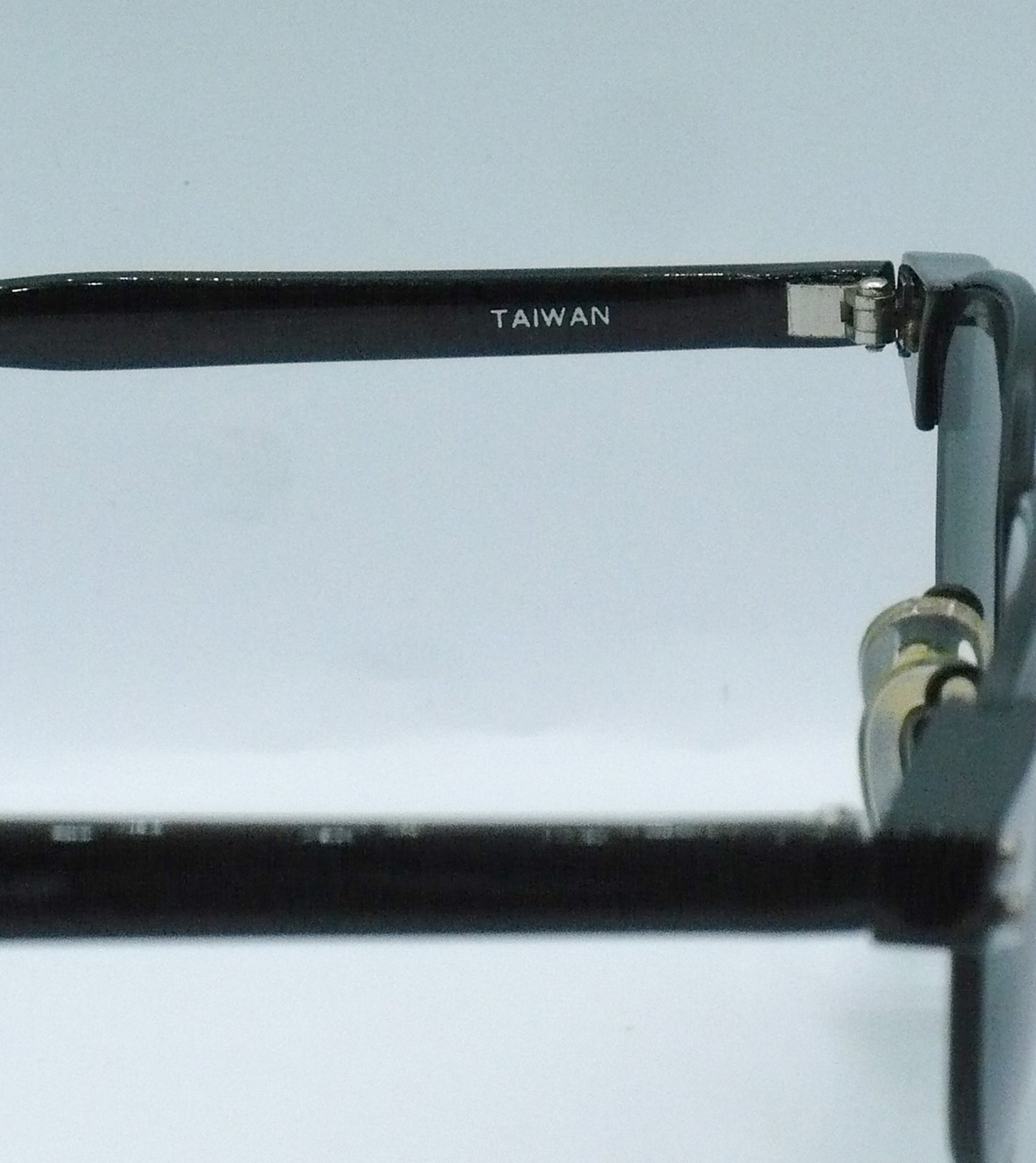 Pointy 1980s Perry Ellis Sunglasses, brand title
