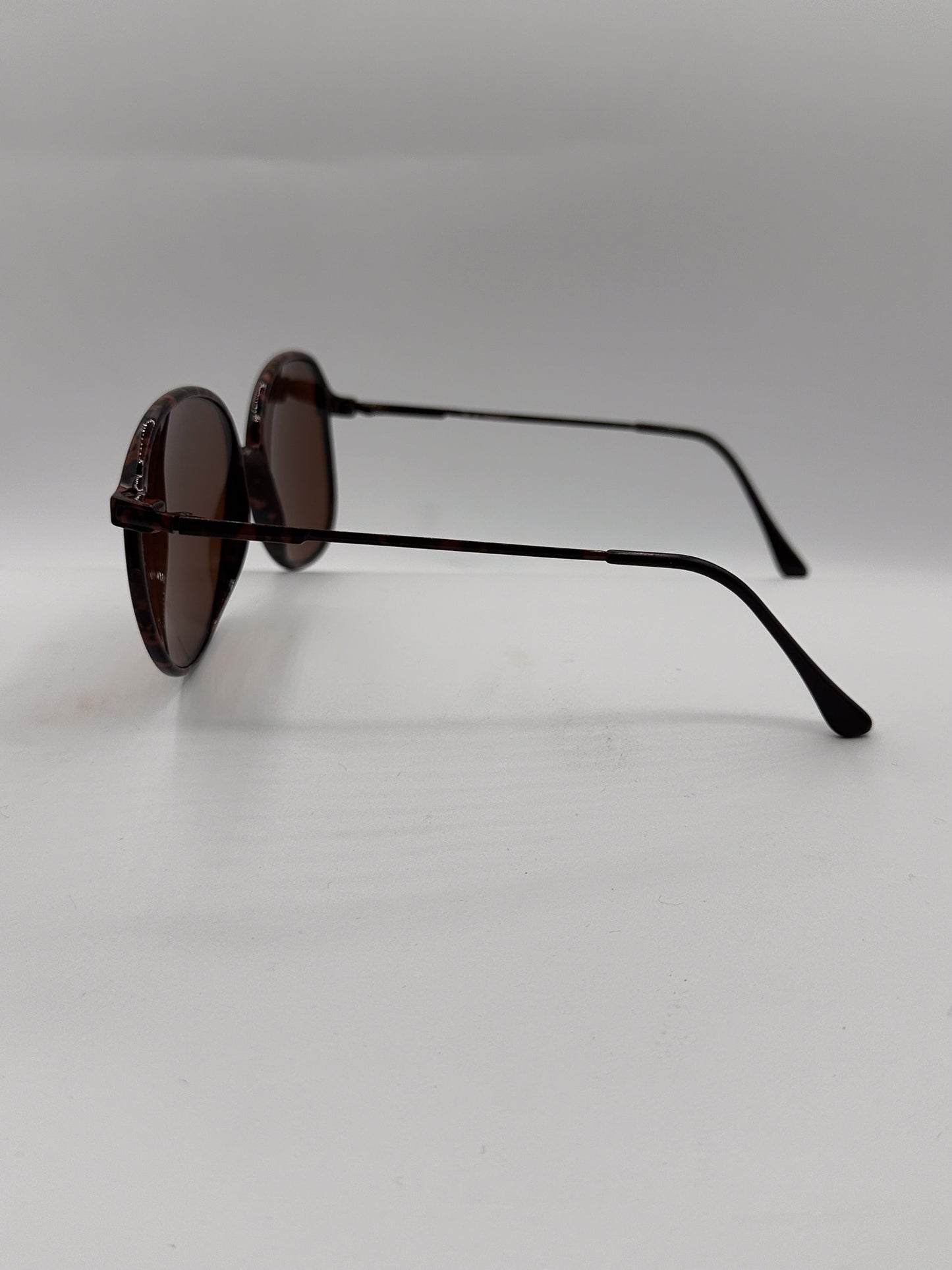 Roundy 970s, left side