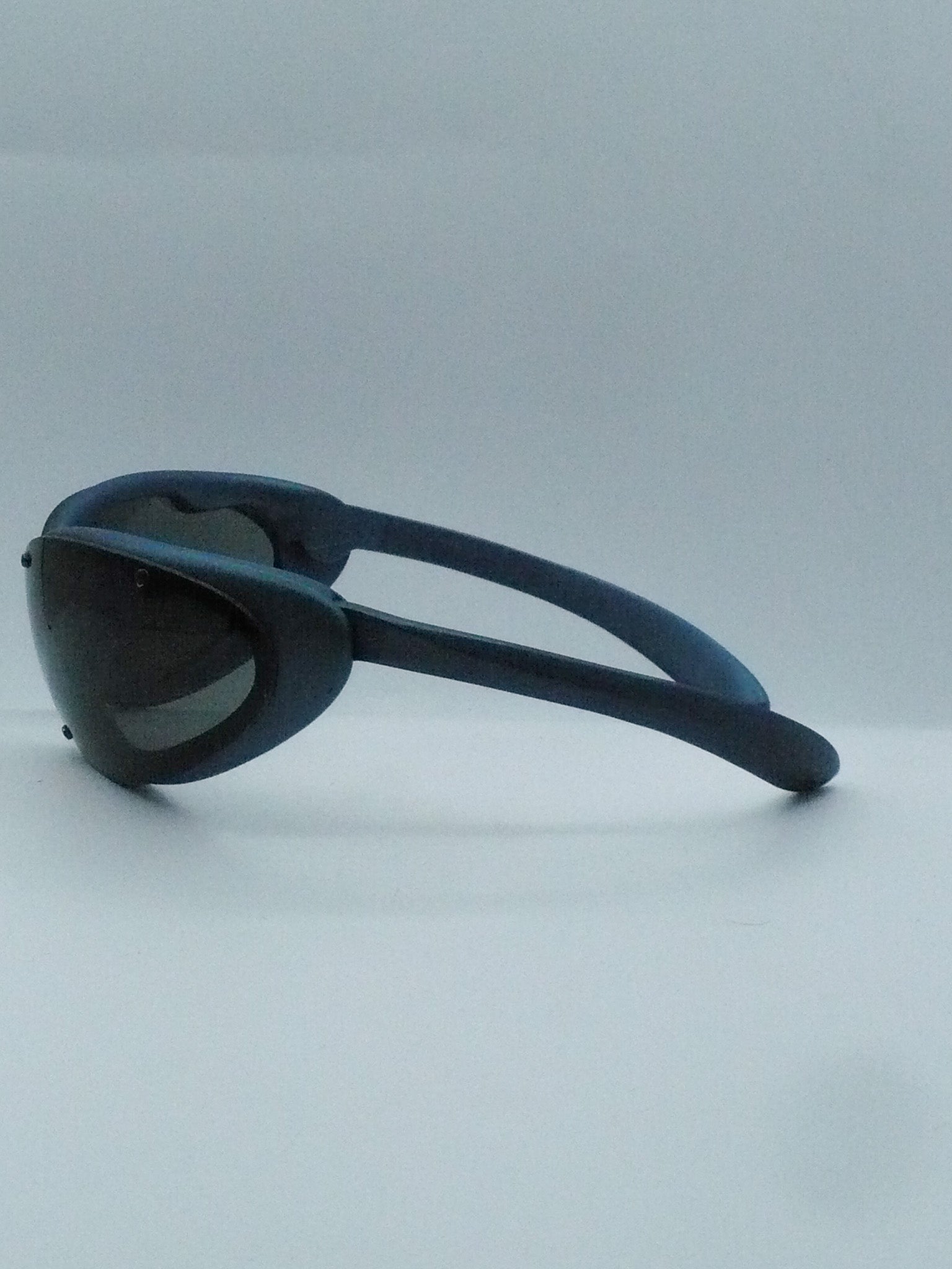 Runway 2000s Versace Luxury Sunglasses left side 2