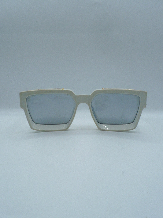 Showstopper 2000s Louis Vuitton Luxury Sunglasses front side