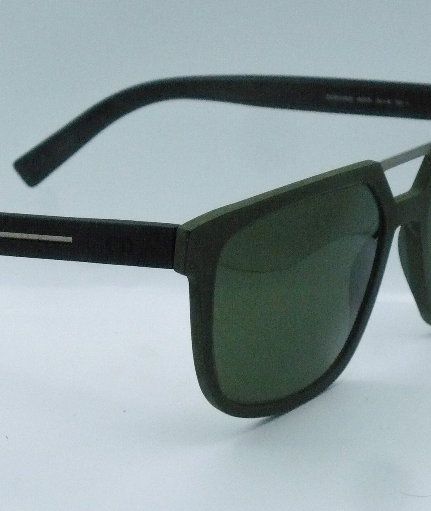 Slimane 2000s Dior Homme Sunglasses brand title 2