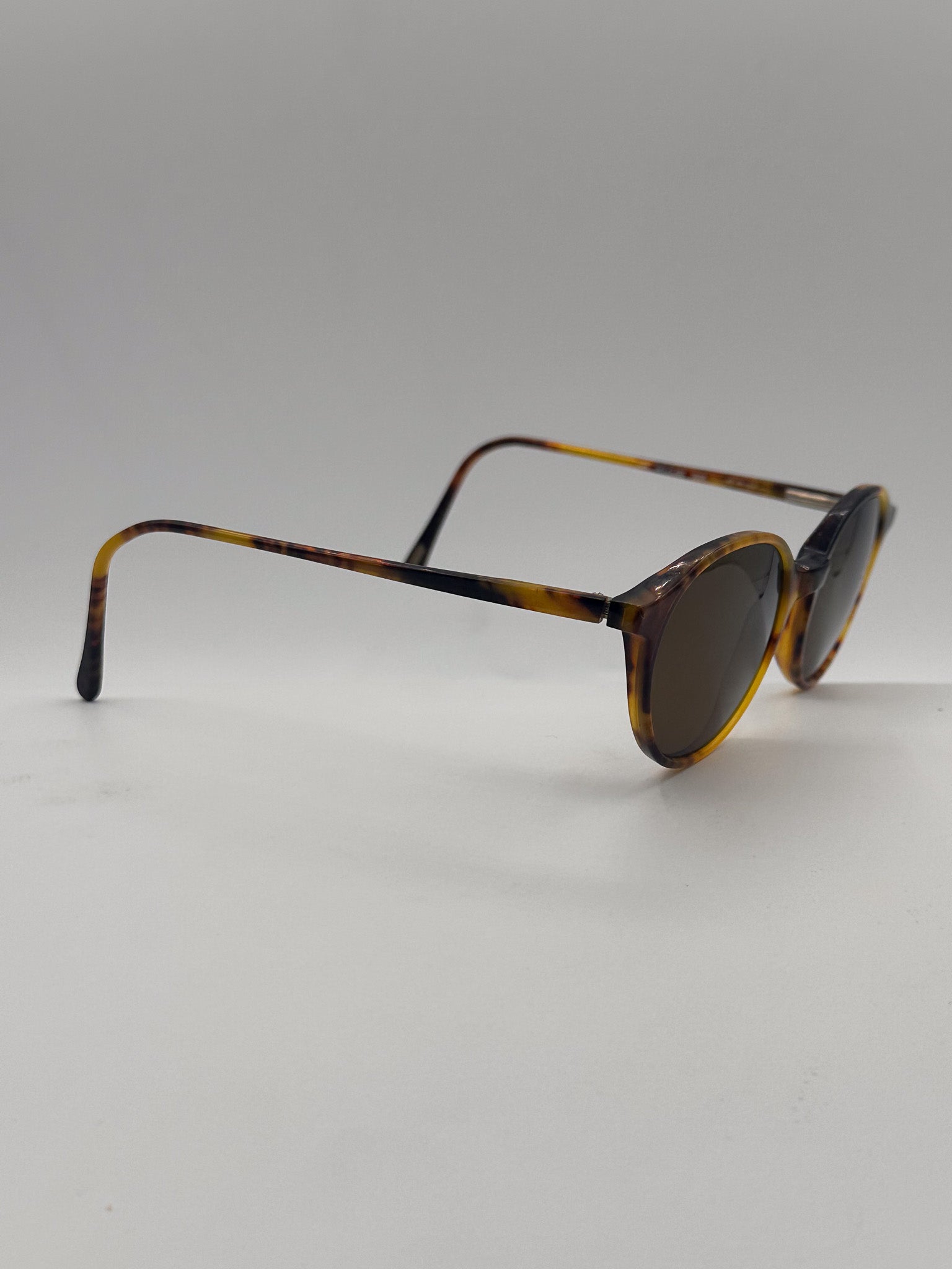 Tortoise Twist 1980s, right side