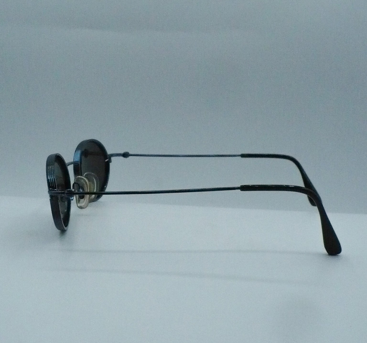 Trip to Mars 2019 Diesel Sunglasses, left side 2