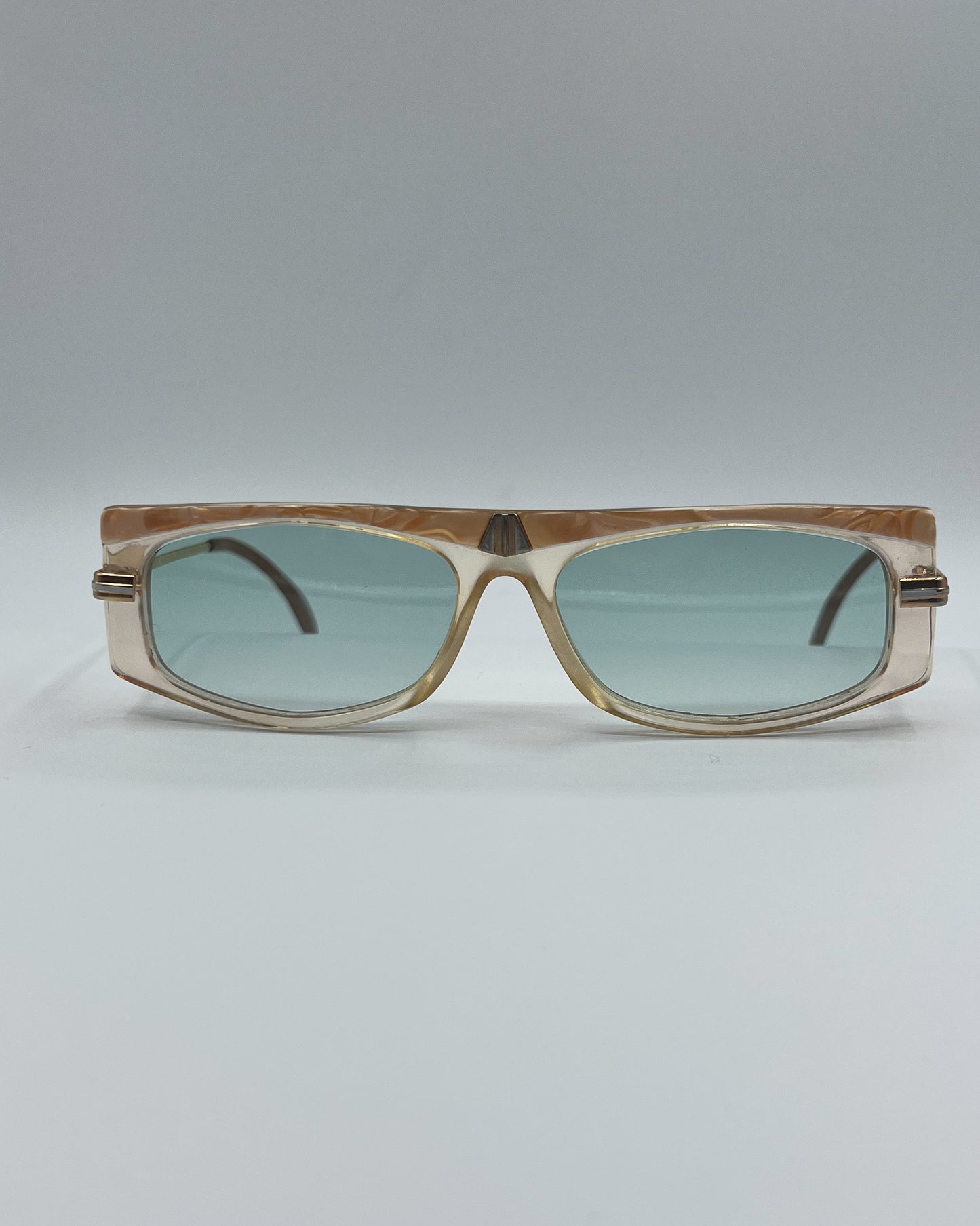 "PEARL-ESQUE" 1980S