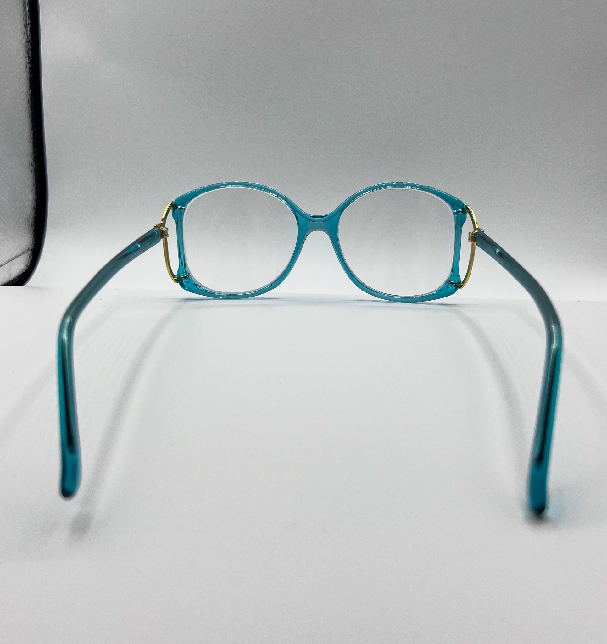 Librarian 1980S, back side