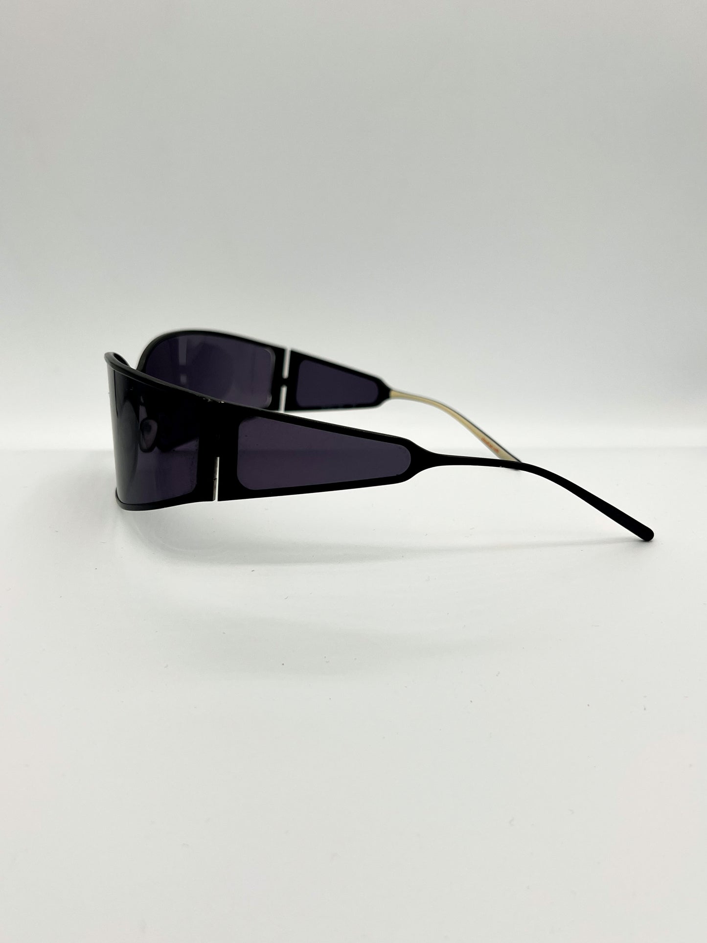 “Titanium” 2004