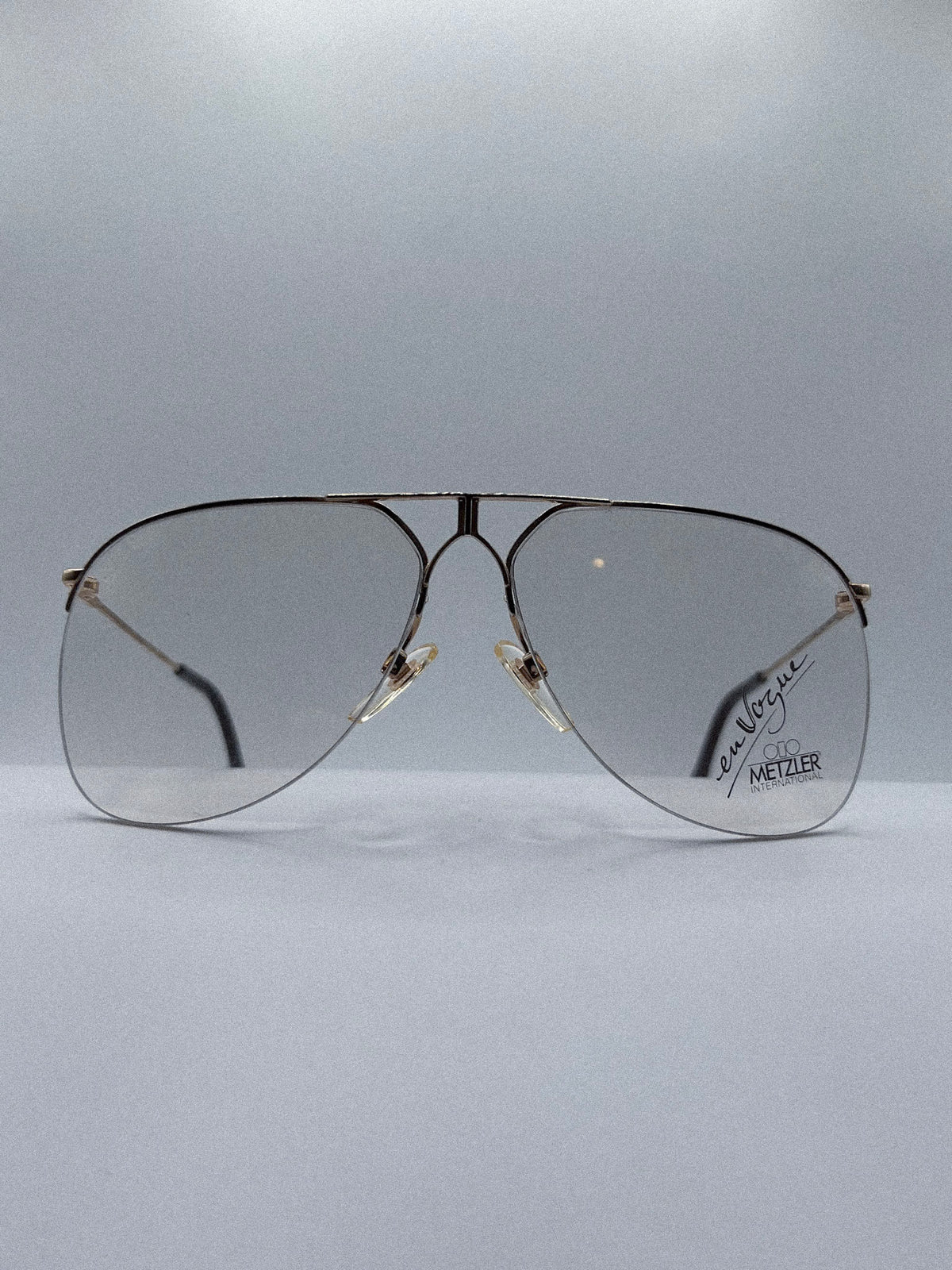 1990s Metzler Frames | Archive 0439