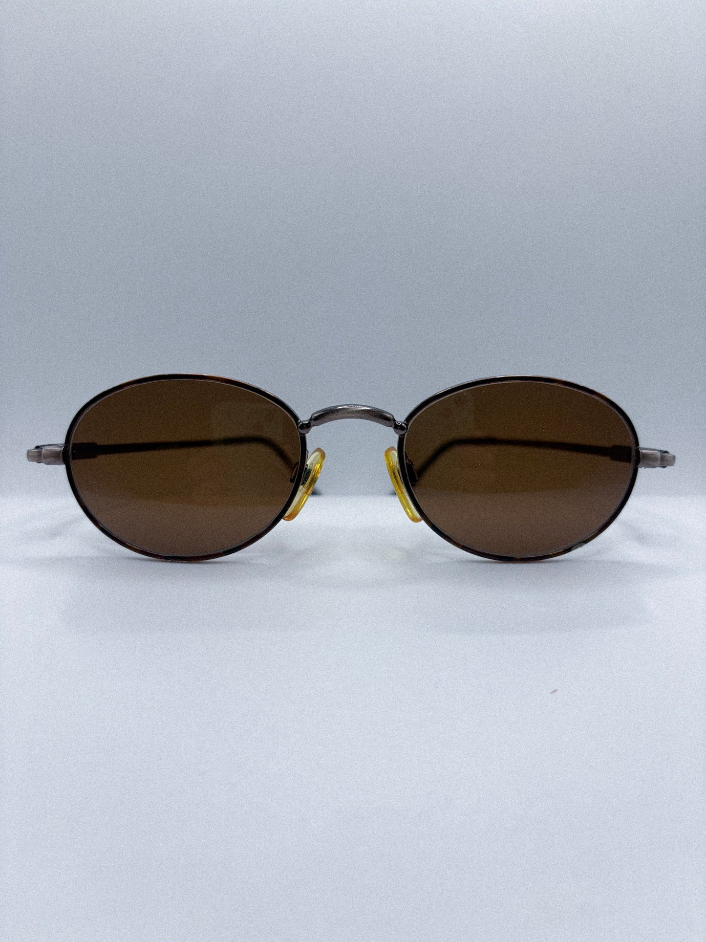 “Soft Echo” 1980s Swan Sunglasses