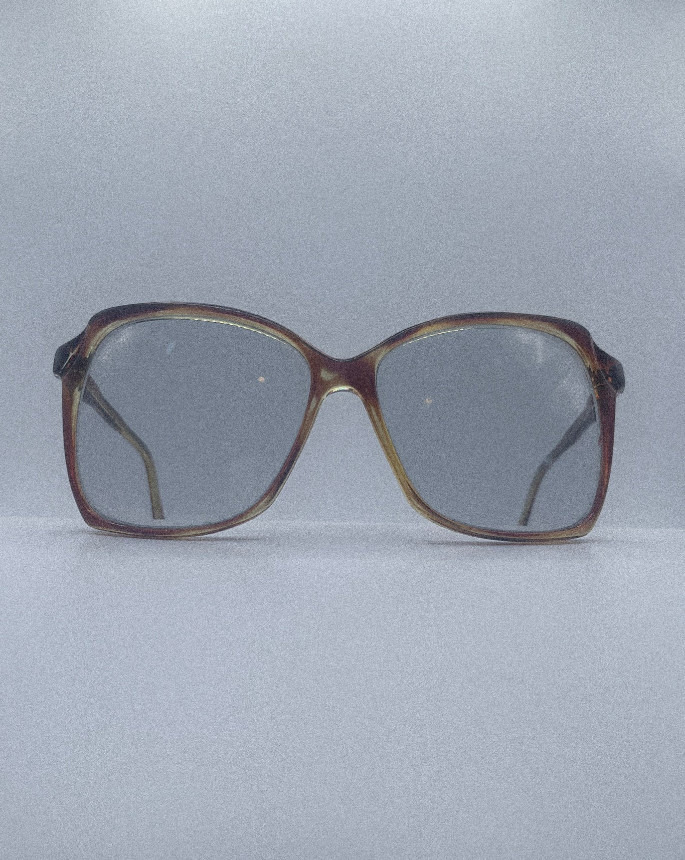 1970s Vintage Angular Square Sunglasses | Tortoise