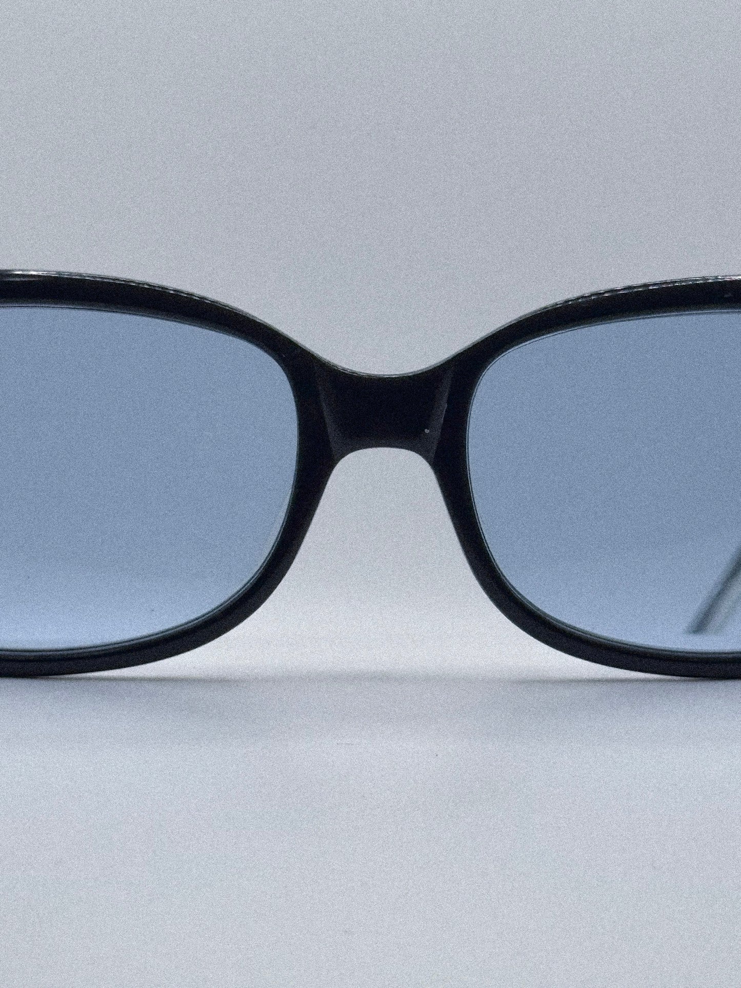 1990s Geoffrey Beene Sunglasses | Archive 0101