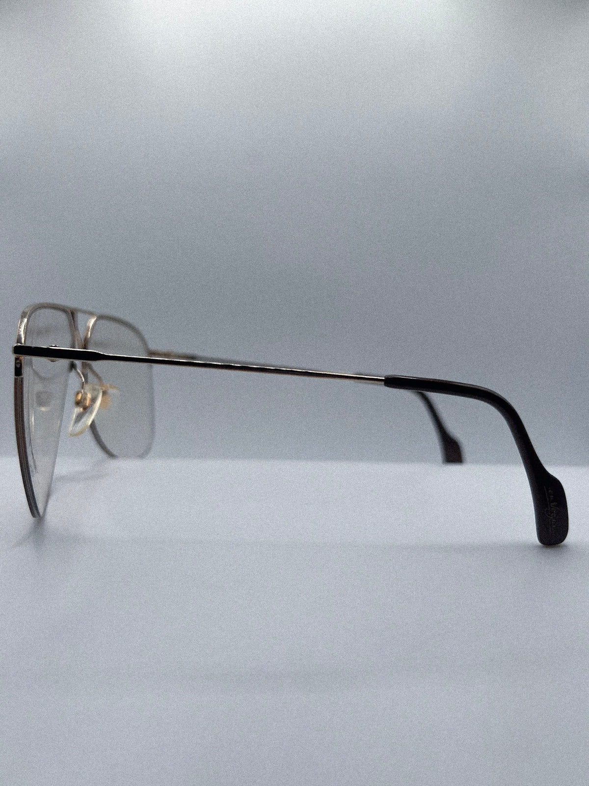 1990s Metzler Frames | Archive 0439