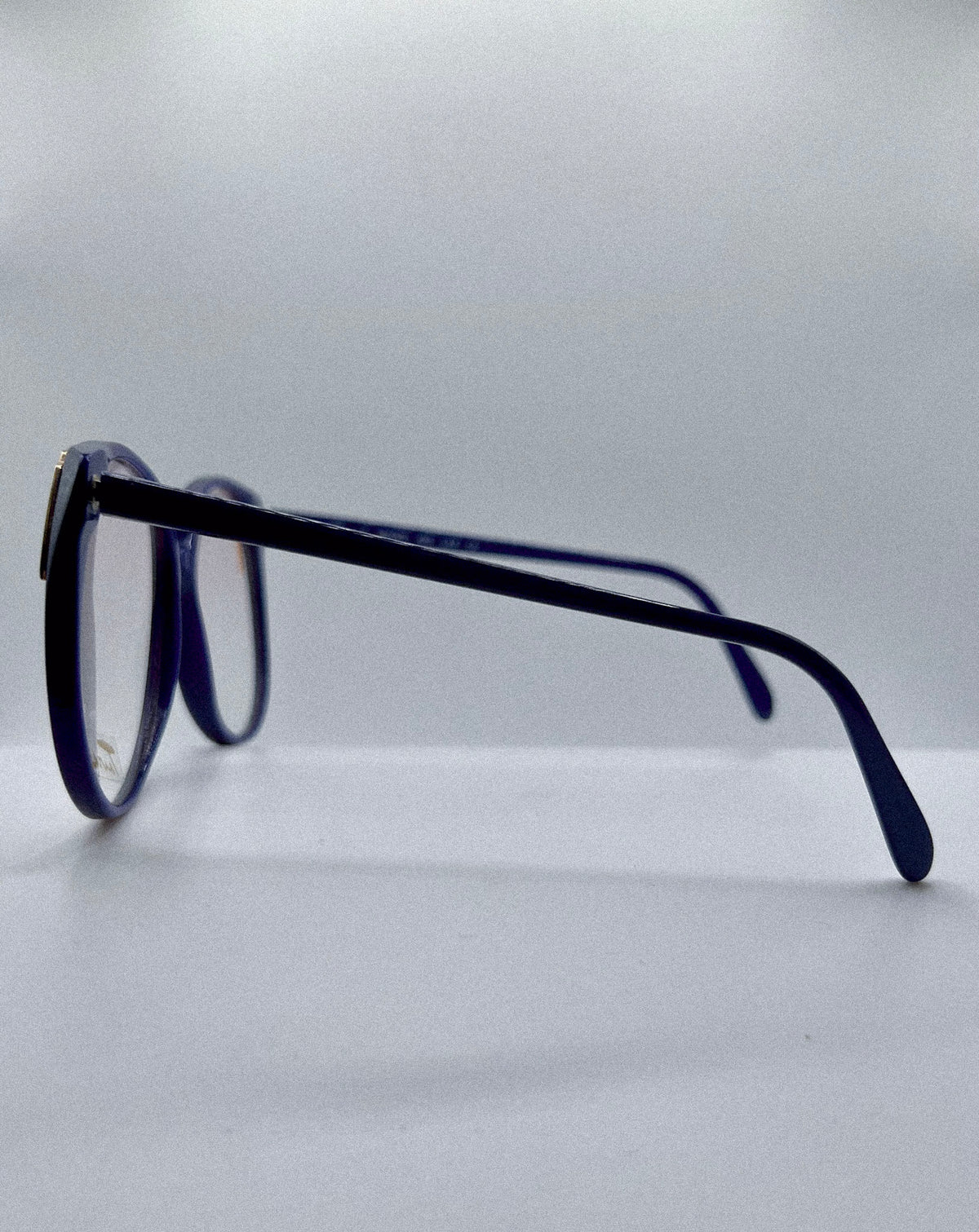1990s Tura Sunglasses | Archive 0447
