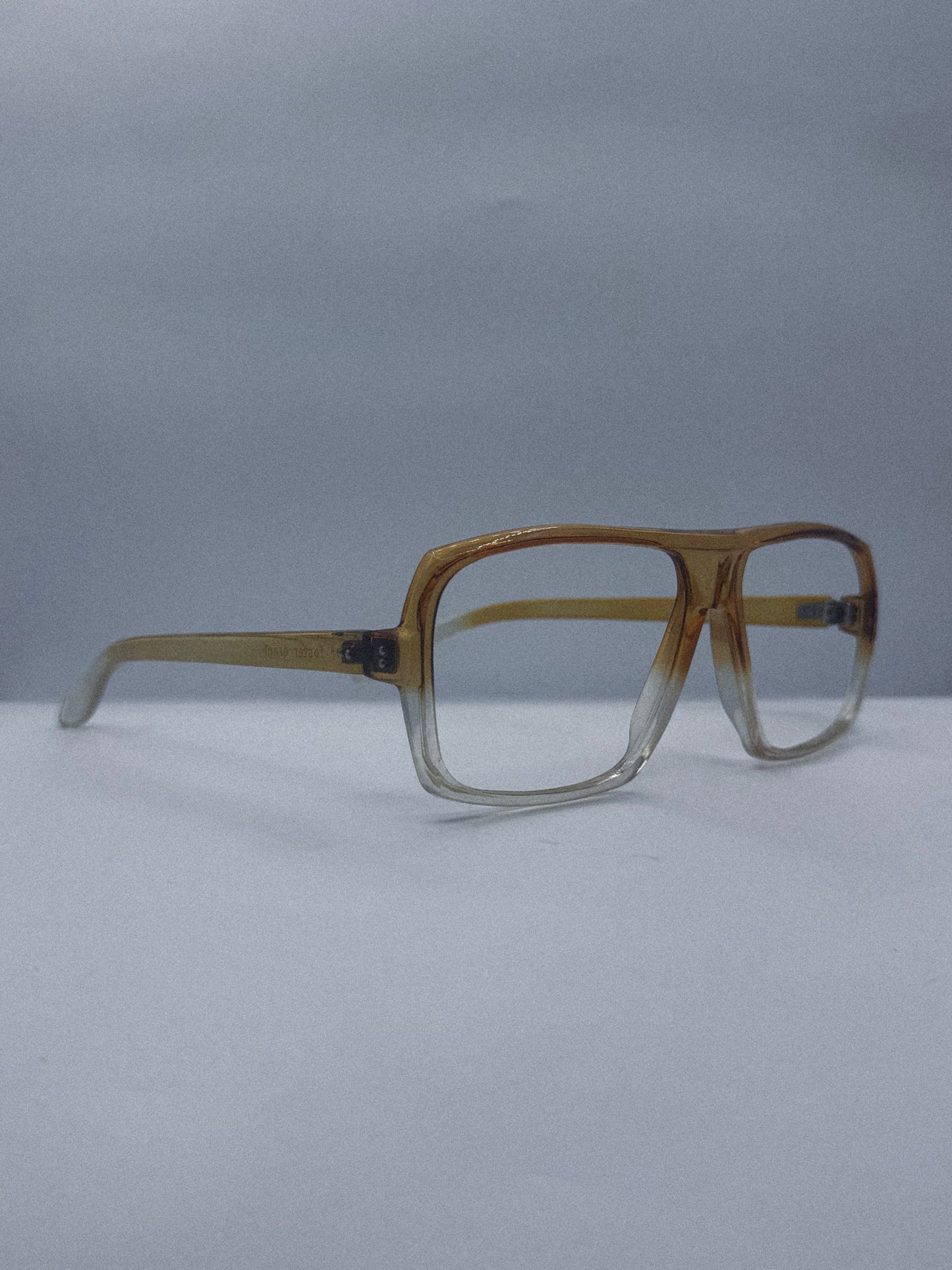 “Amber Horizon” 1980s Foster Grant Eyeglasses Frame