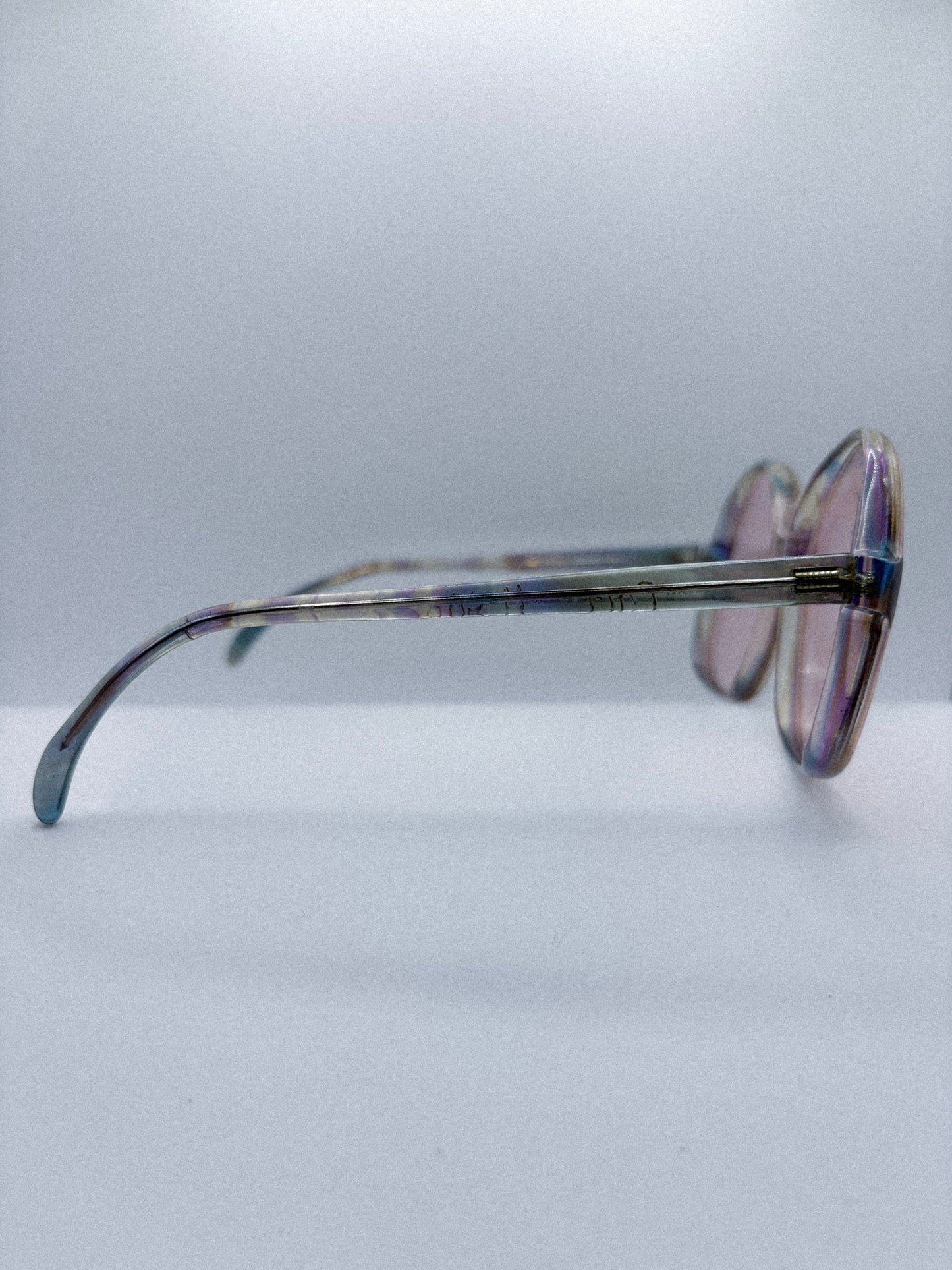 “Rosé Whisper” 1960s Pam Sunglasses