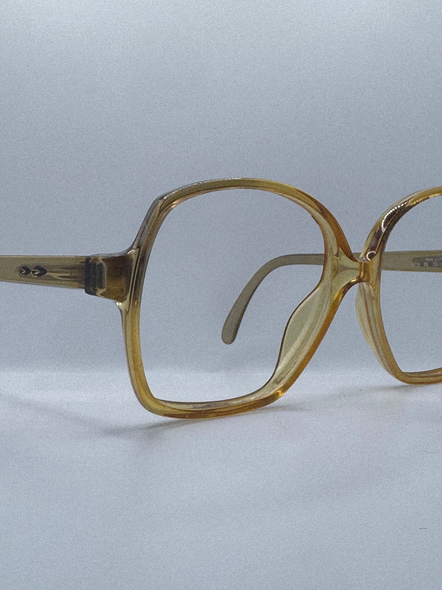 1980s Terri Brogan Frames | Archive 0129