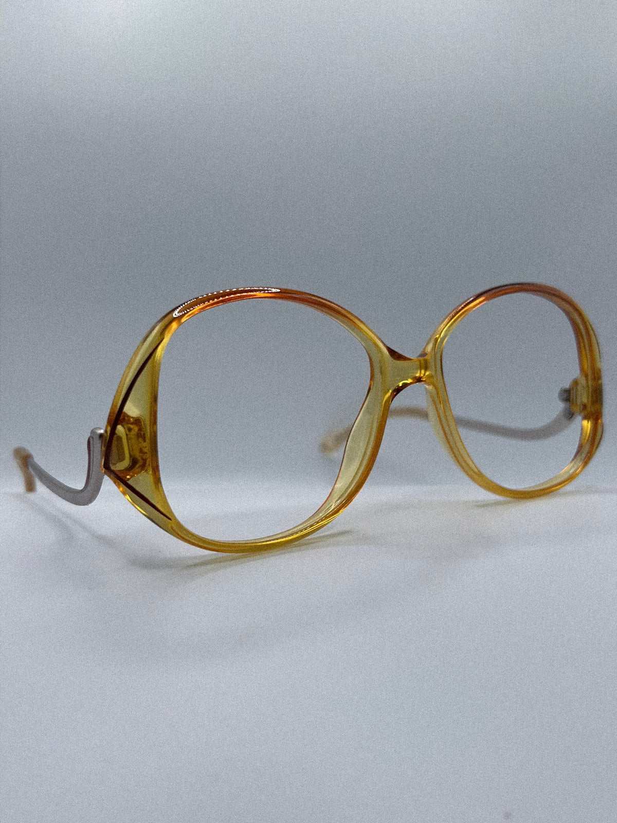 1980s Evano Frames | Archive 0466