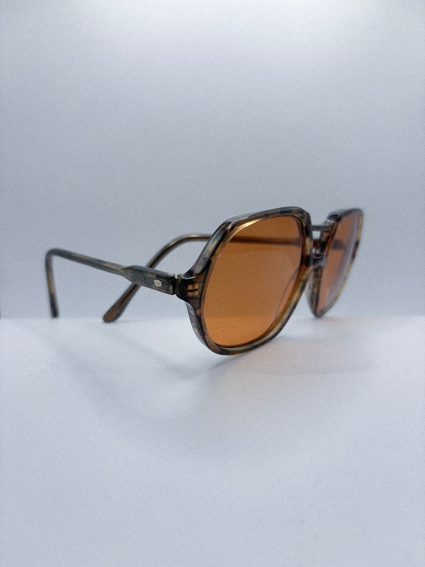 “Amber Facet” 1980s Ultra Sunglasses