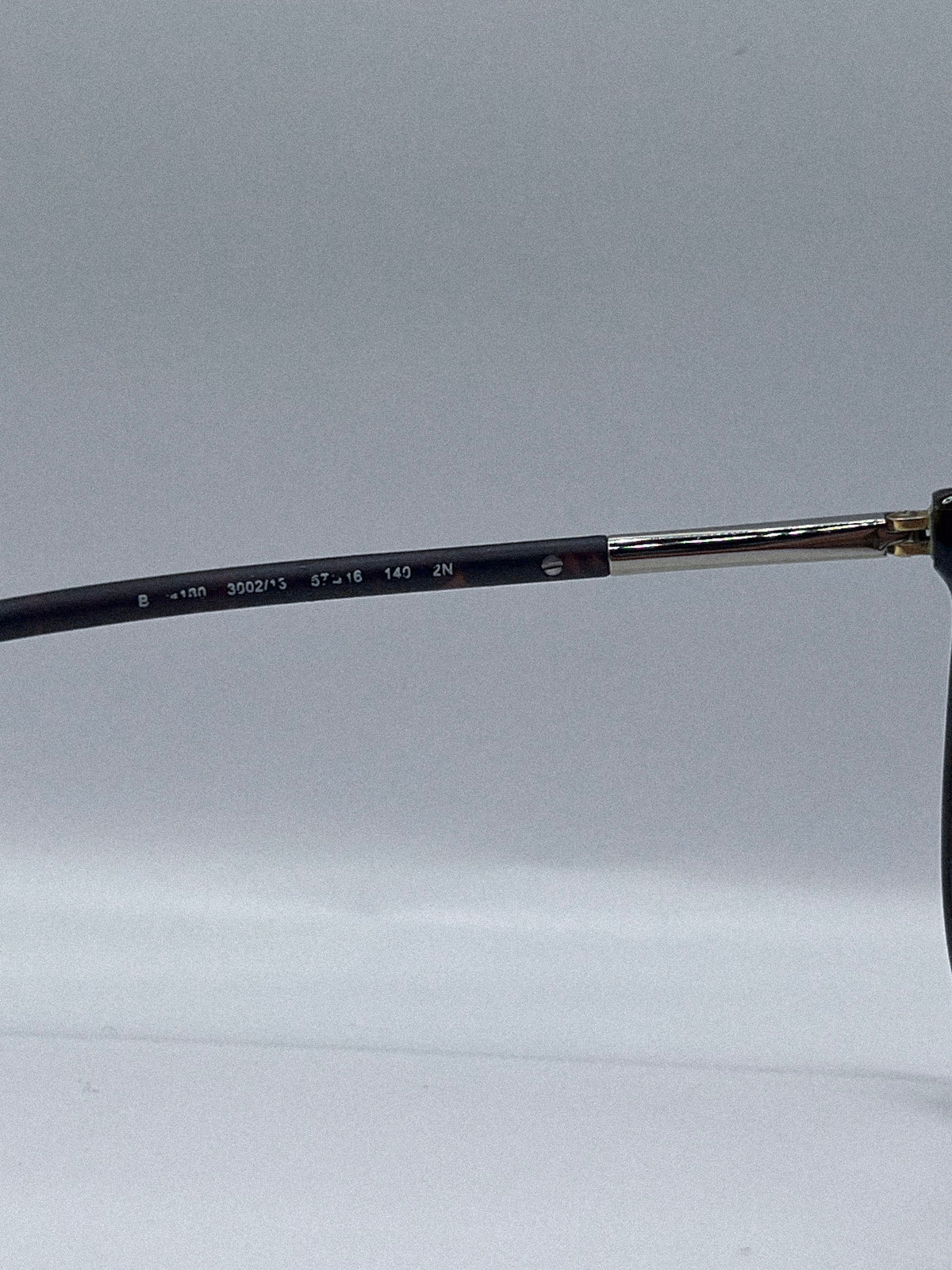 2010s Burberry Frames | Archive 0415