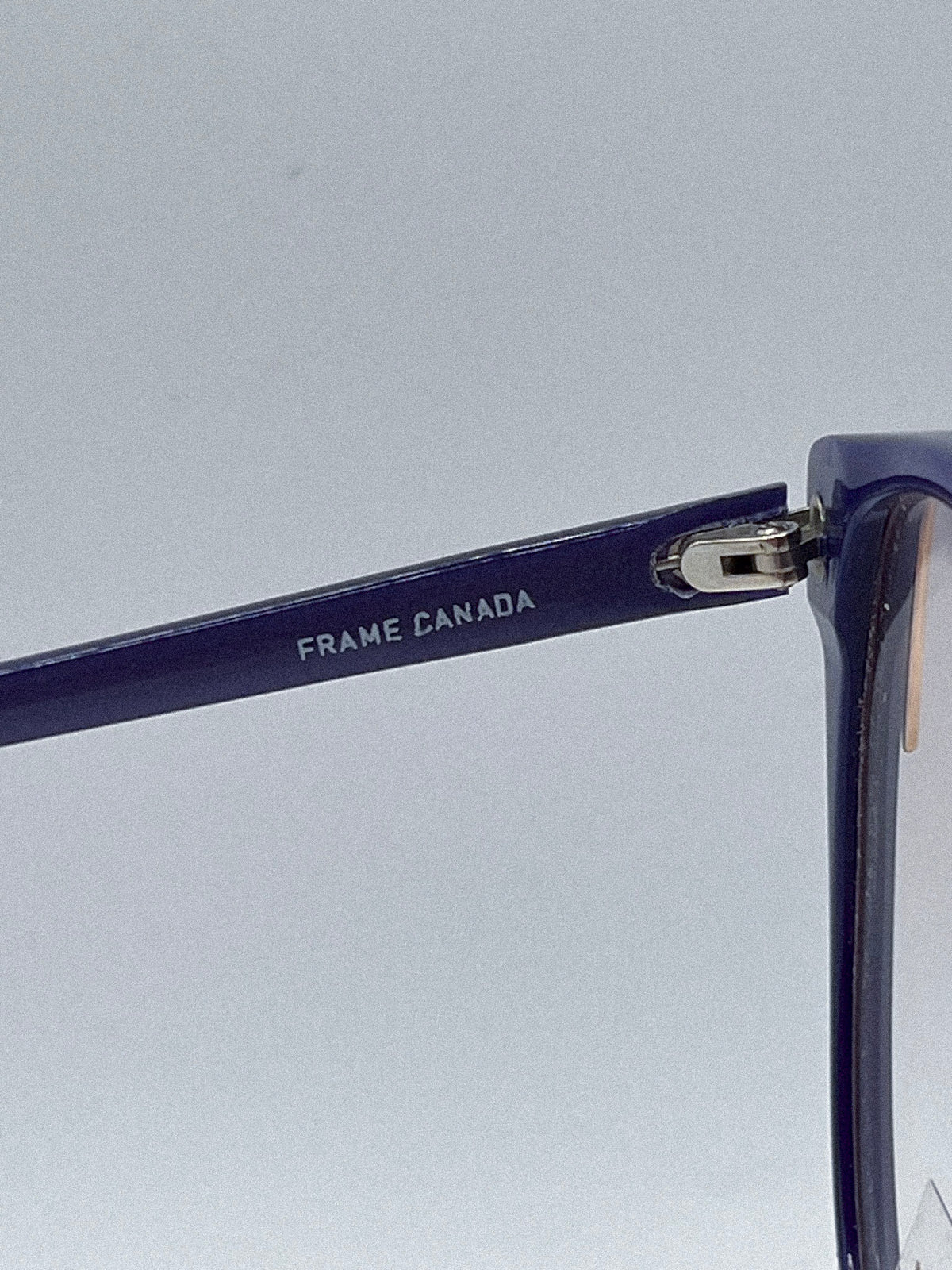 1990s Tura Sunglasses | Archive 0447