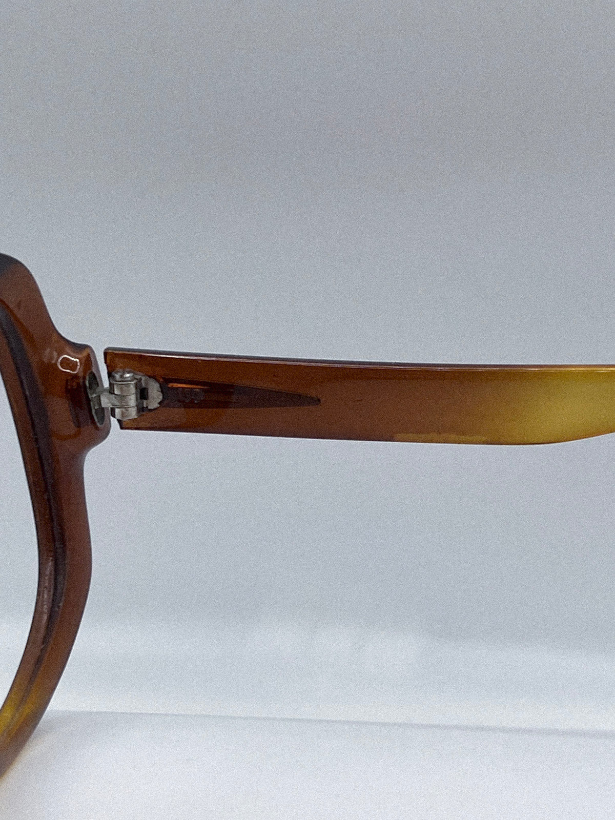 1980s Vienna Frames | Archive 0518