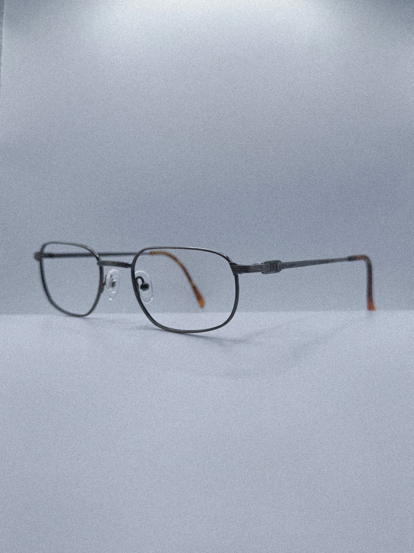 Riad | 1980s Unknown Eyeglasses Frame