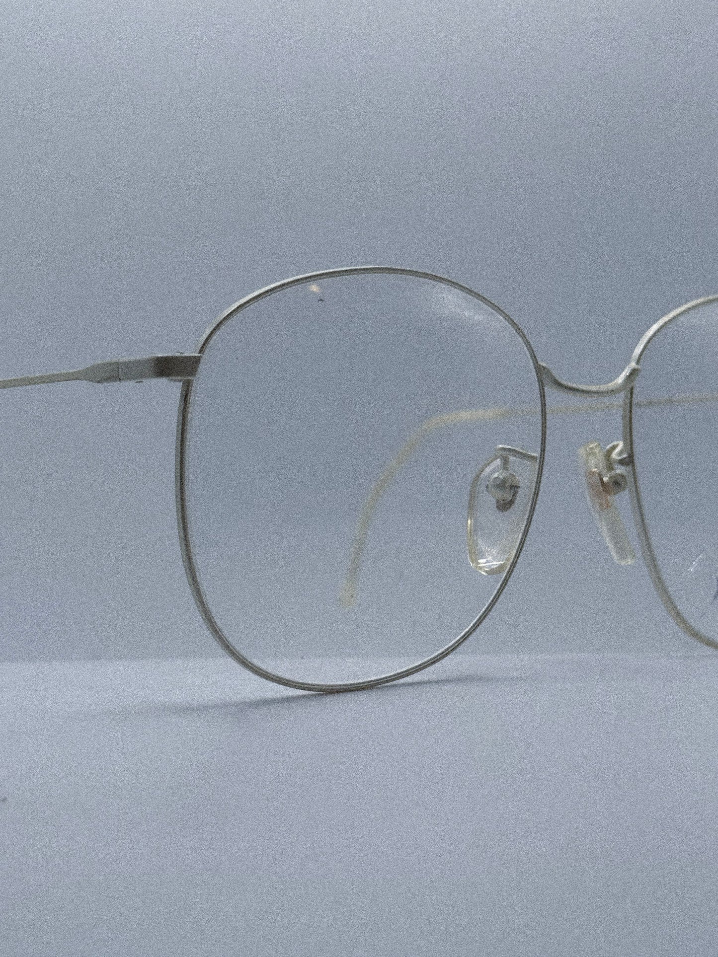 1970s Unkown Frame | White