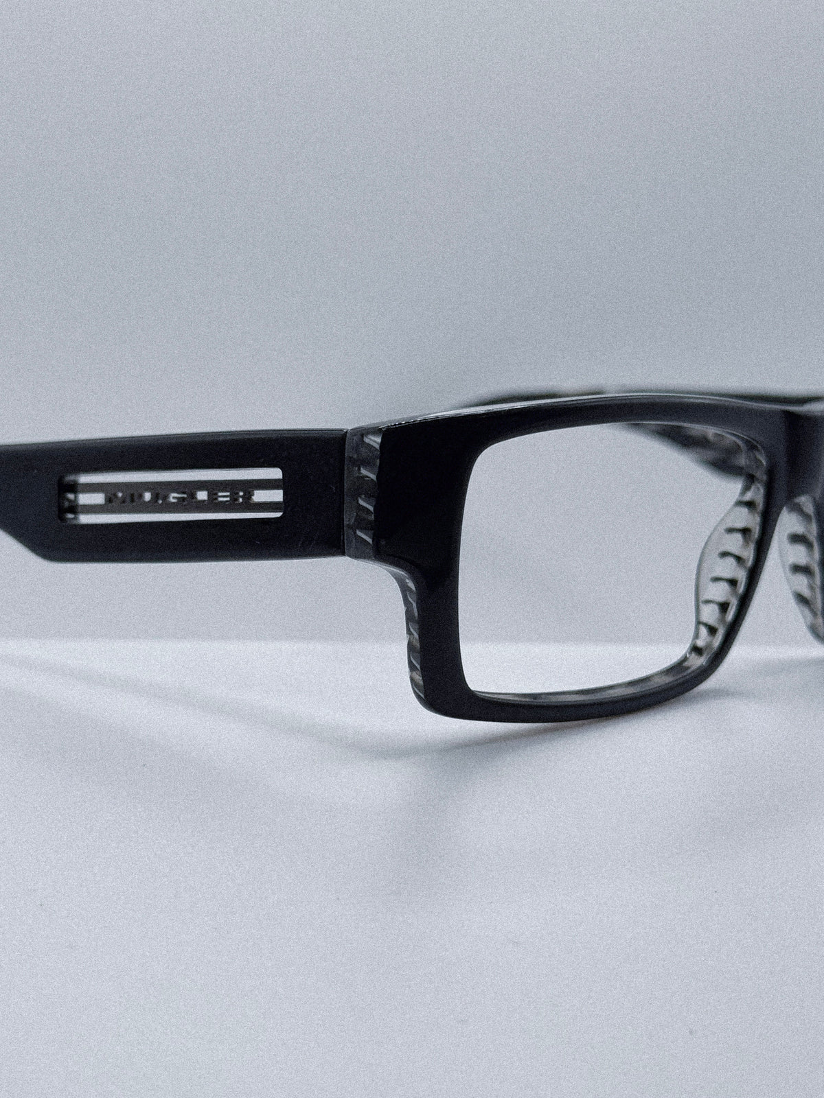 1990s Mugler Frames | Archive 0268