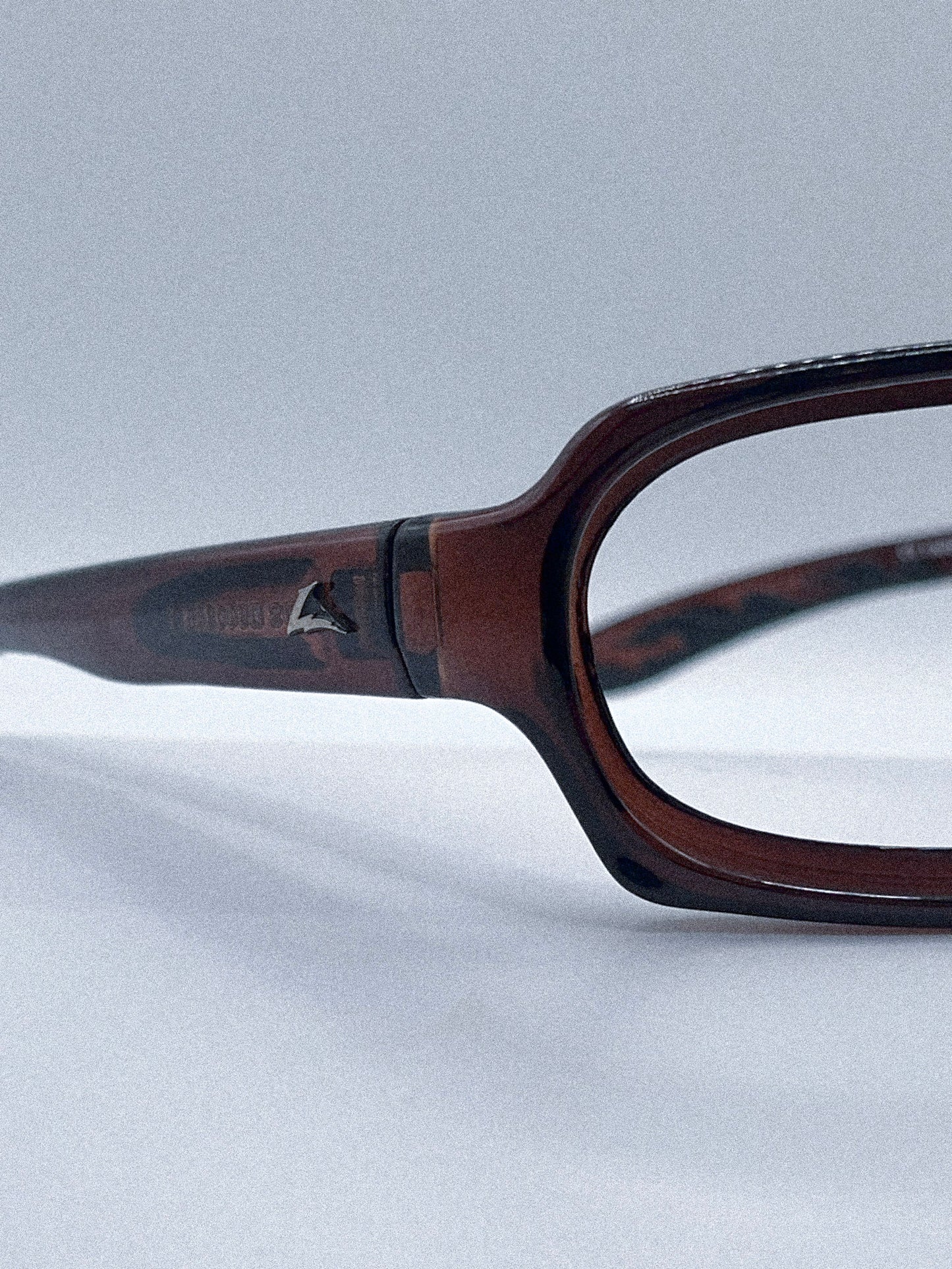Obsidian Relic | 1990s Leader Eyeglasses Frame