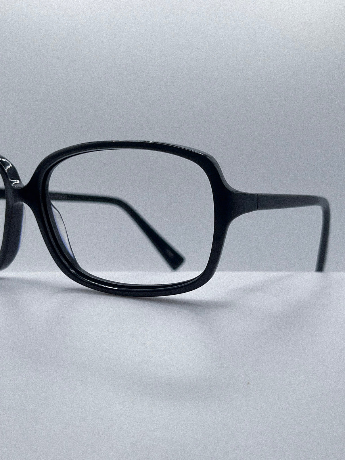 1990s Oliver Peoples Frames | Archive 0421