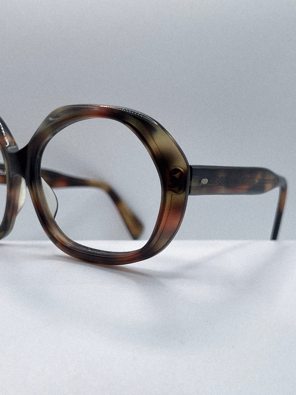 1970s Moulin Frames | Archive 0513