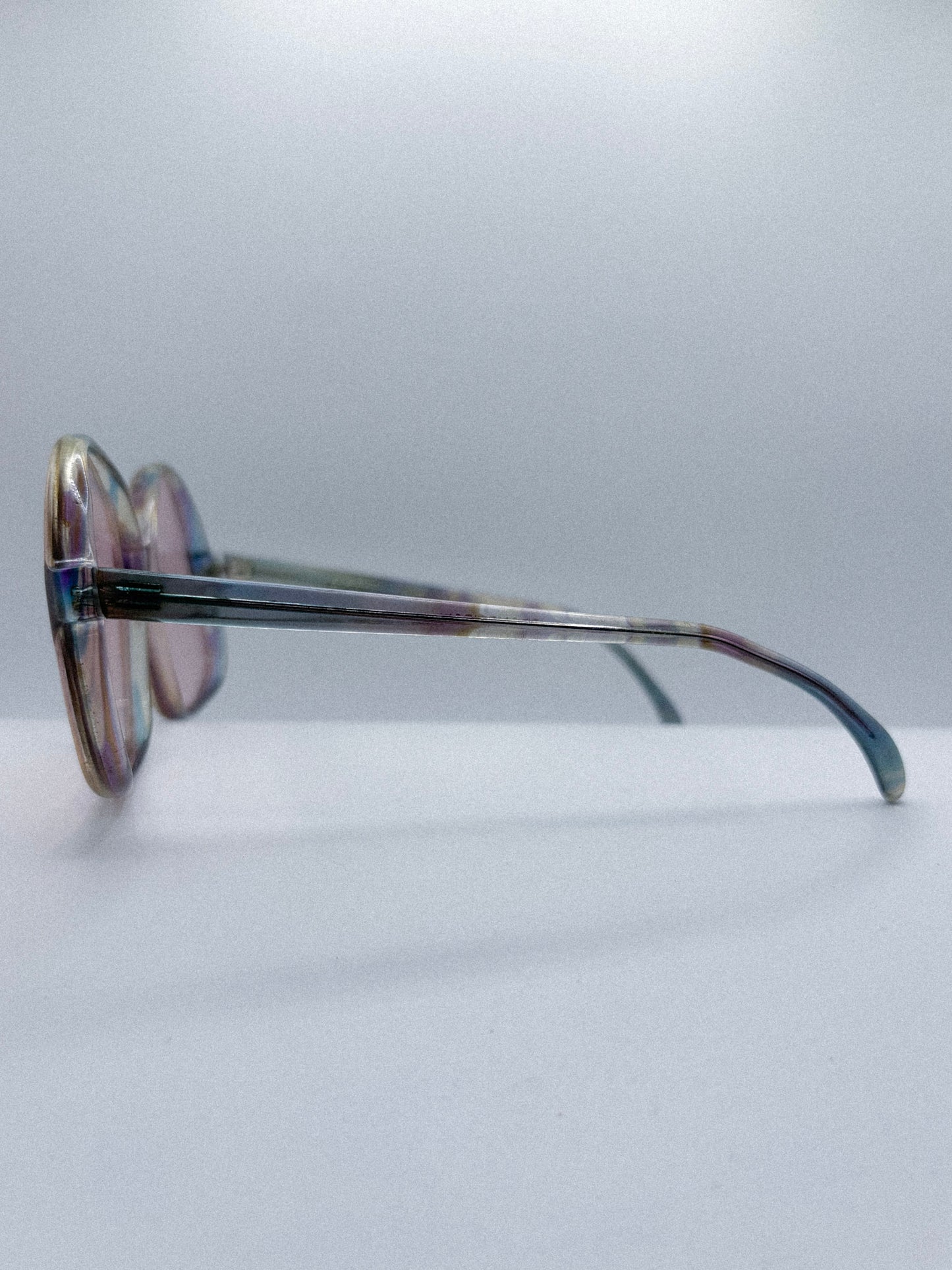 “Rosé Whisper” 1960s Pam Sunglasses