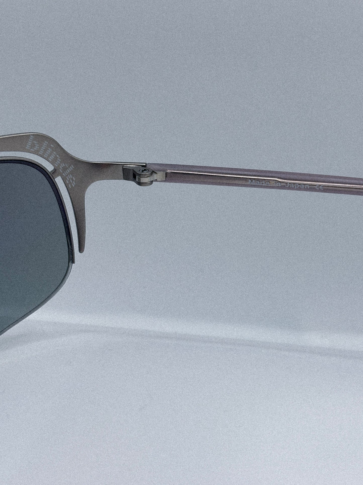 "Transmission" 1990s Blinde Sunglasses