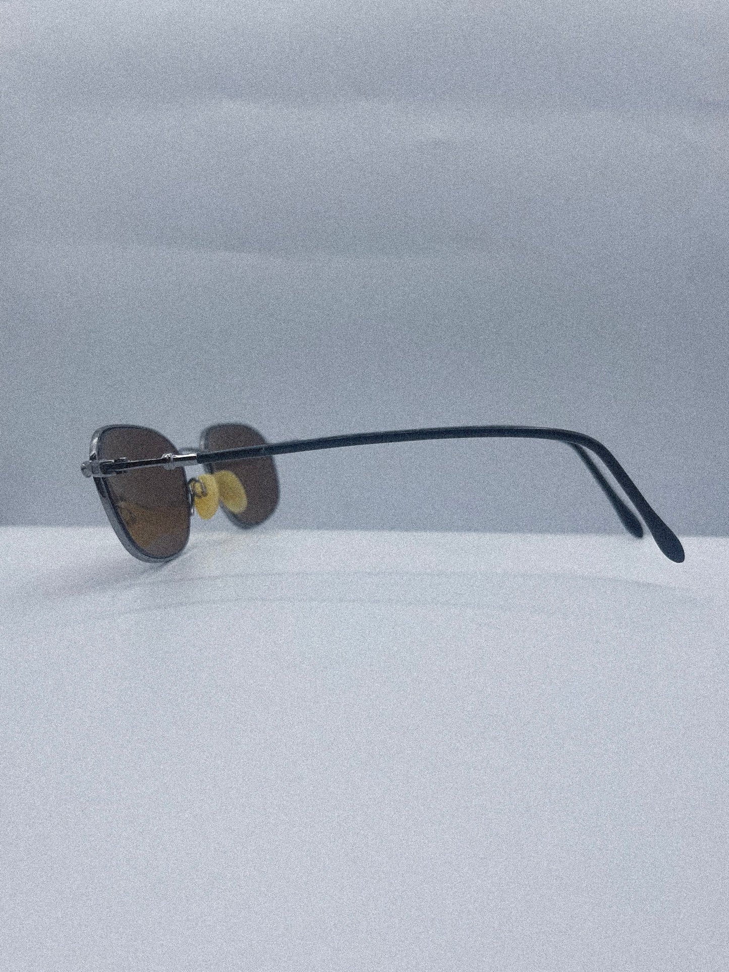 “Autobahn Noir” 1980s Neostyle Sunglasses
