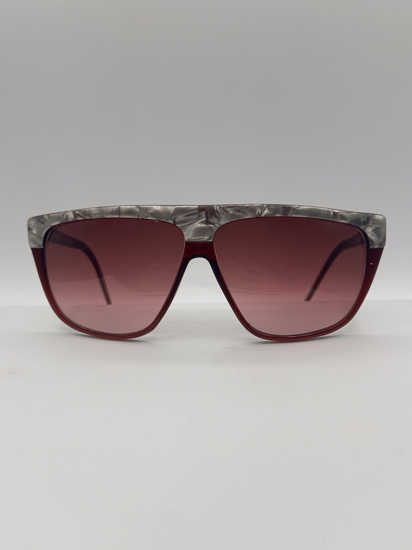 Auburn Gaze 1980s Laura Biagiotti Sunglasses, front side