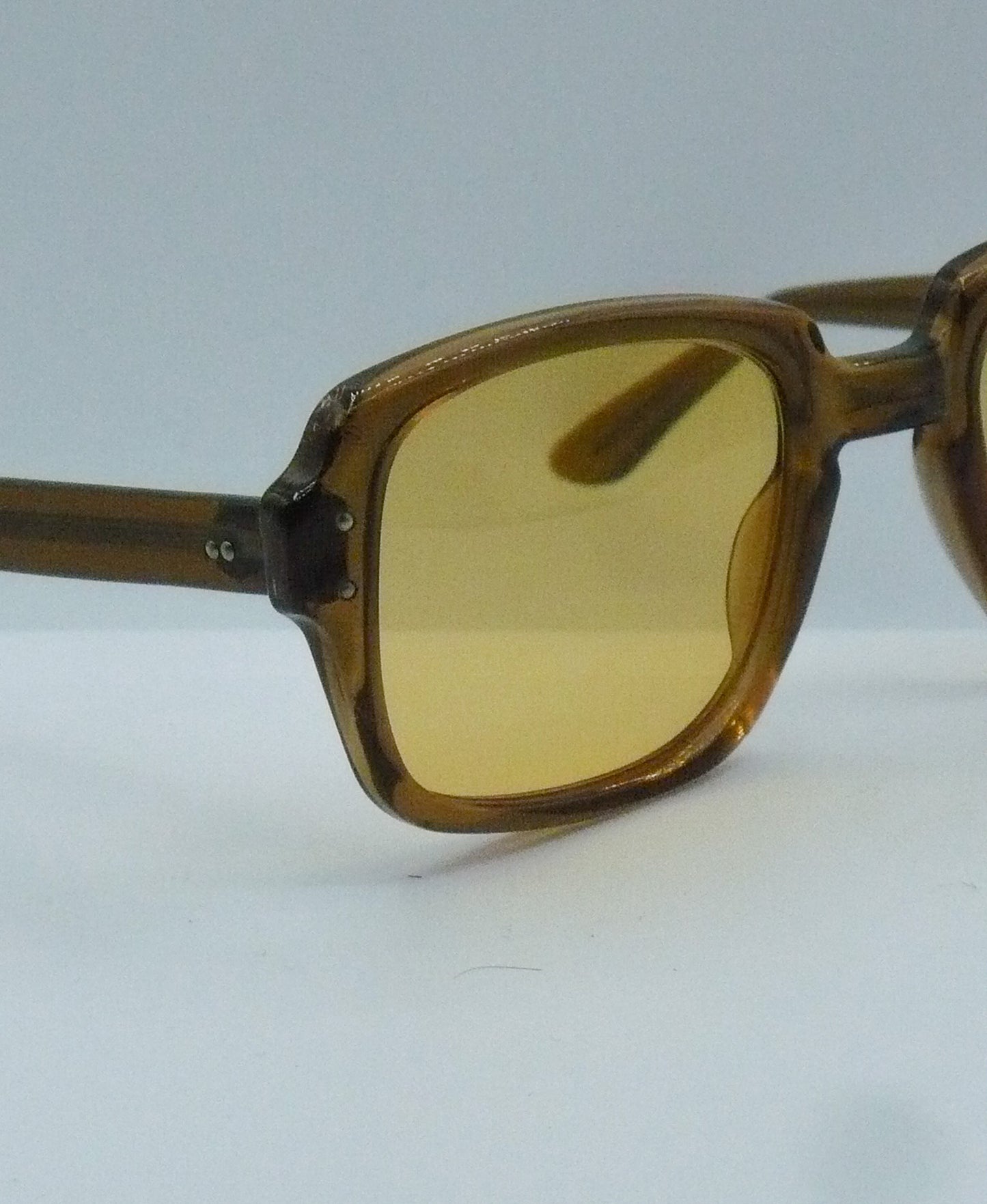 BCG Yellow 1980s Romco Luxury Sunglasses zoom in
